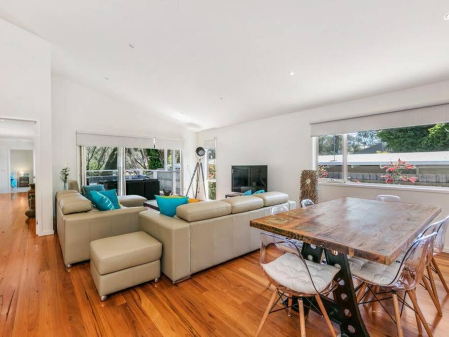 Four-Bedroom House photo 2