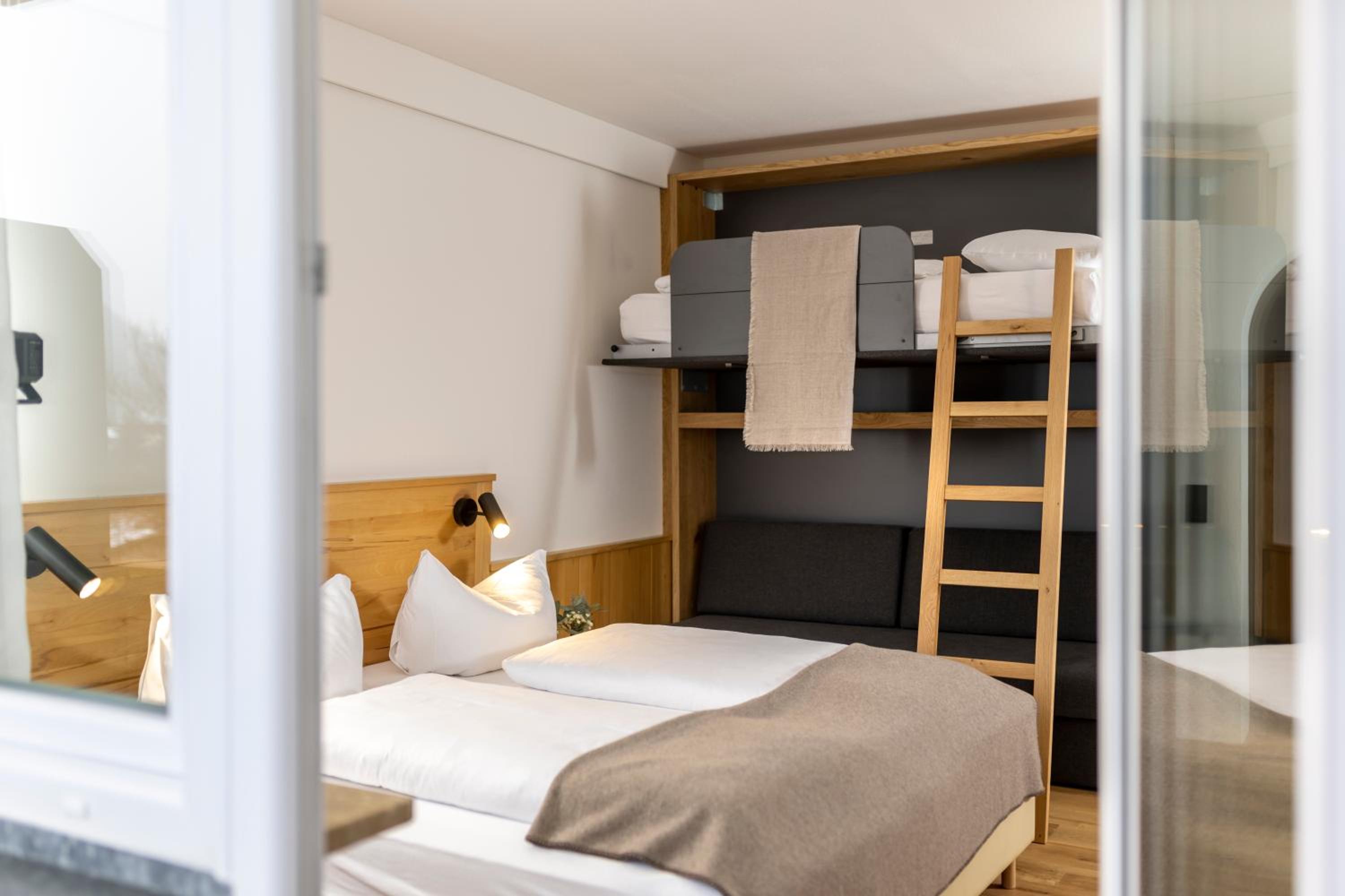 Double Room with Balcony photo 2