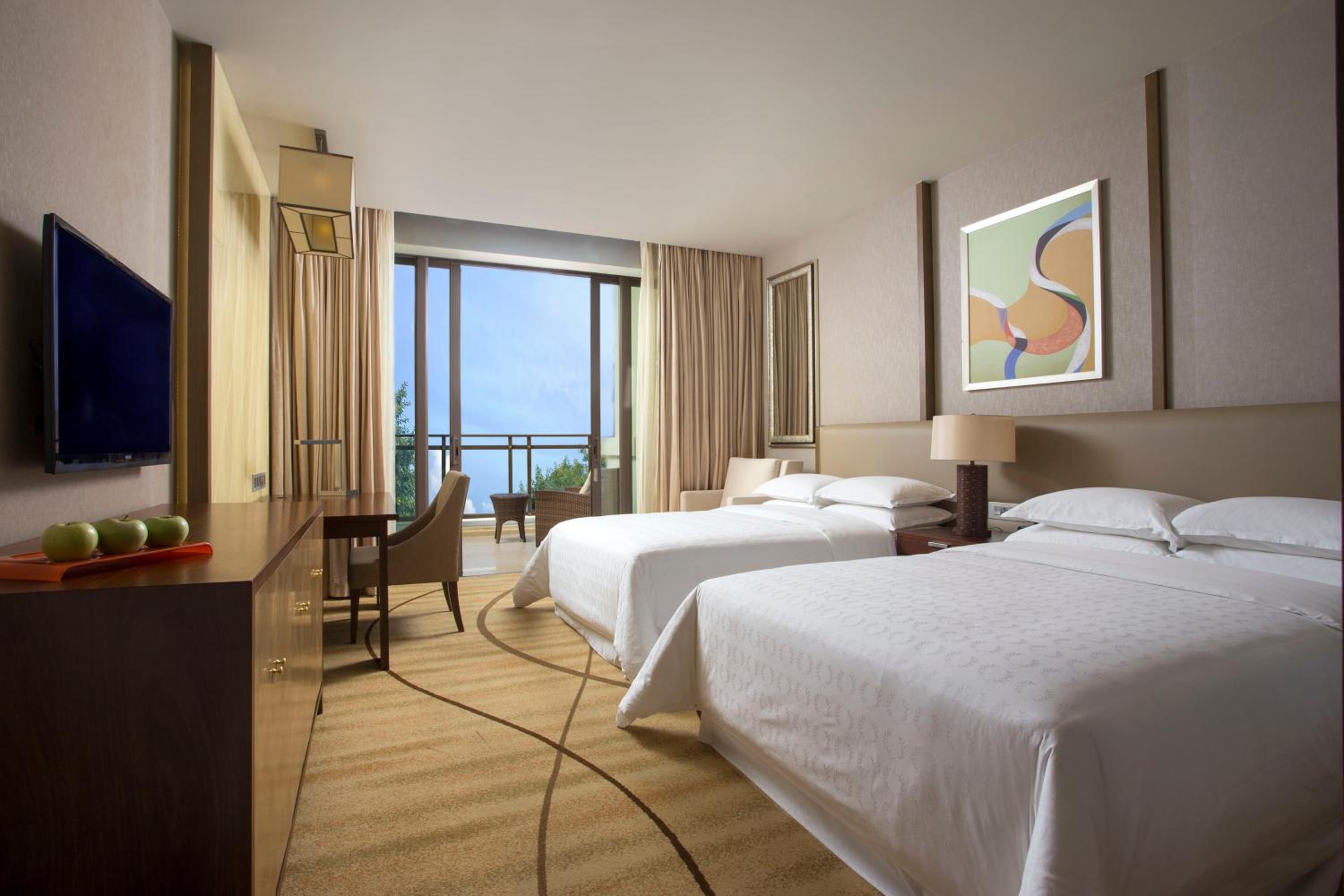 Deluxe Twin Room with Garden View photo 1