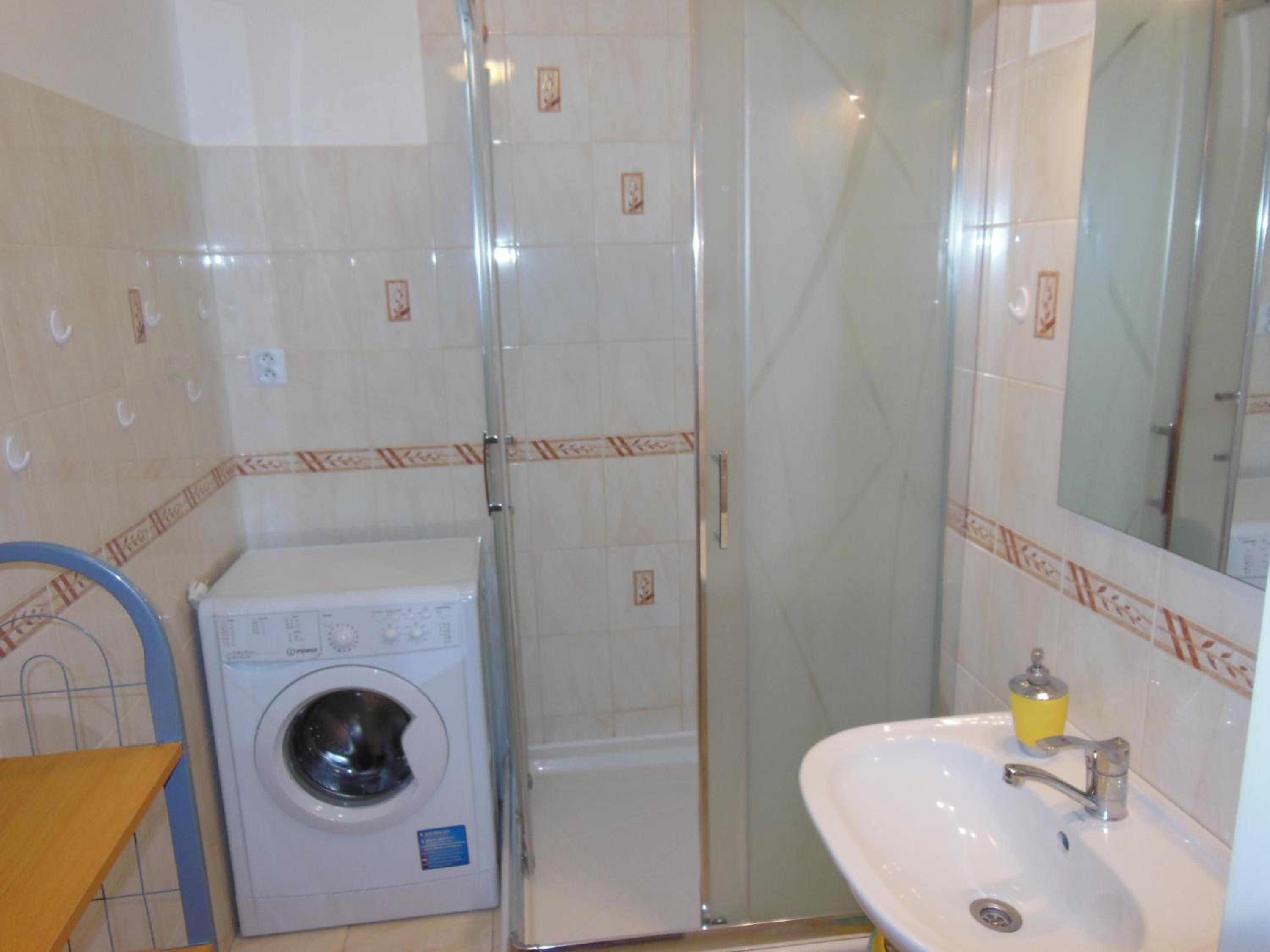 Apartment - Photo 18