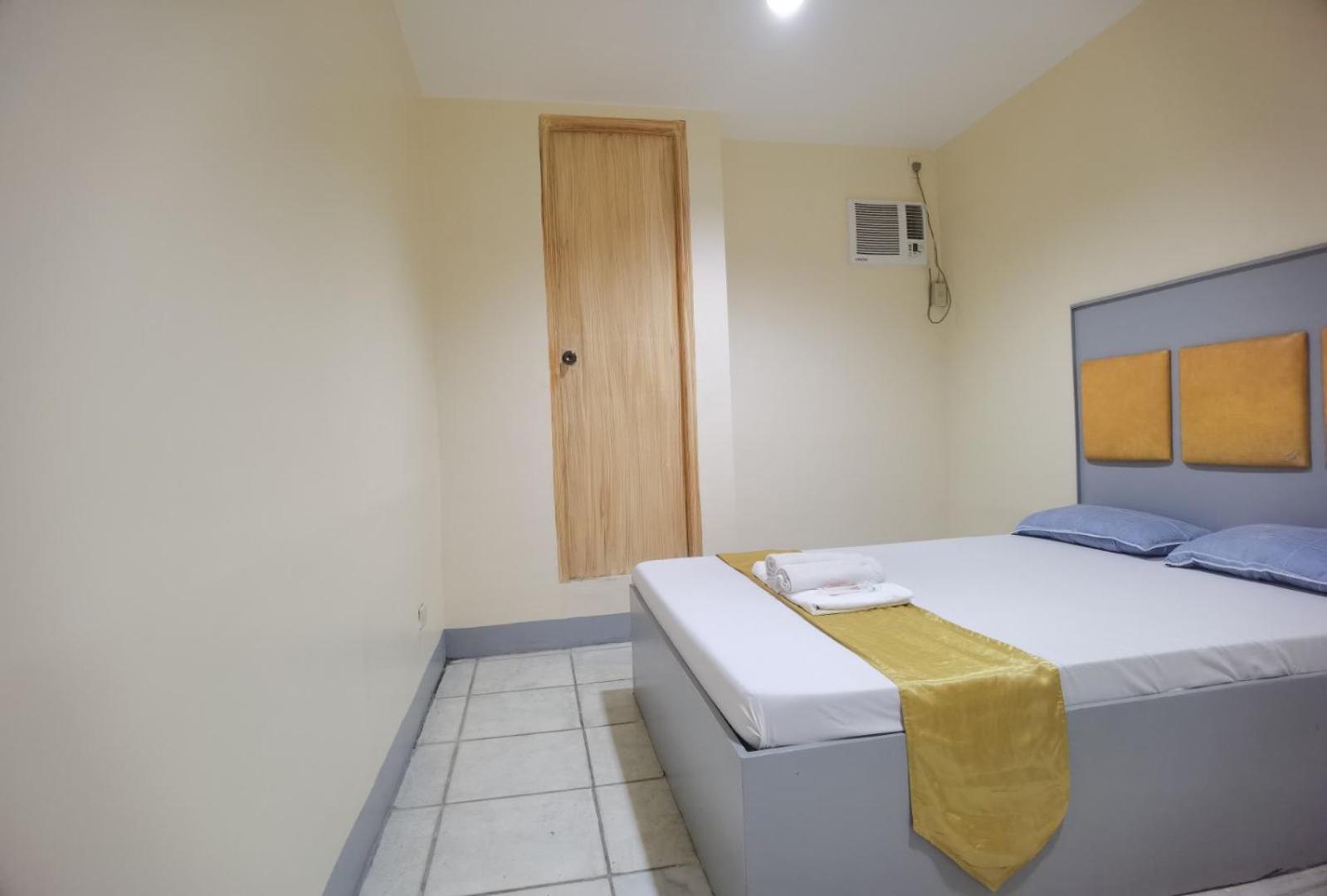 Standard Double Room - Photo 3