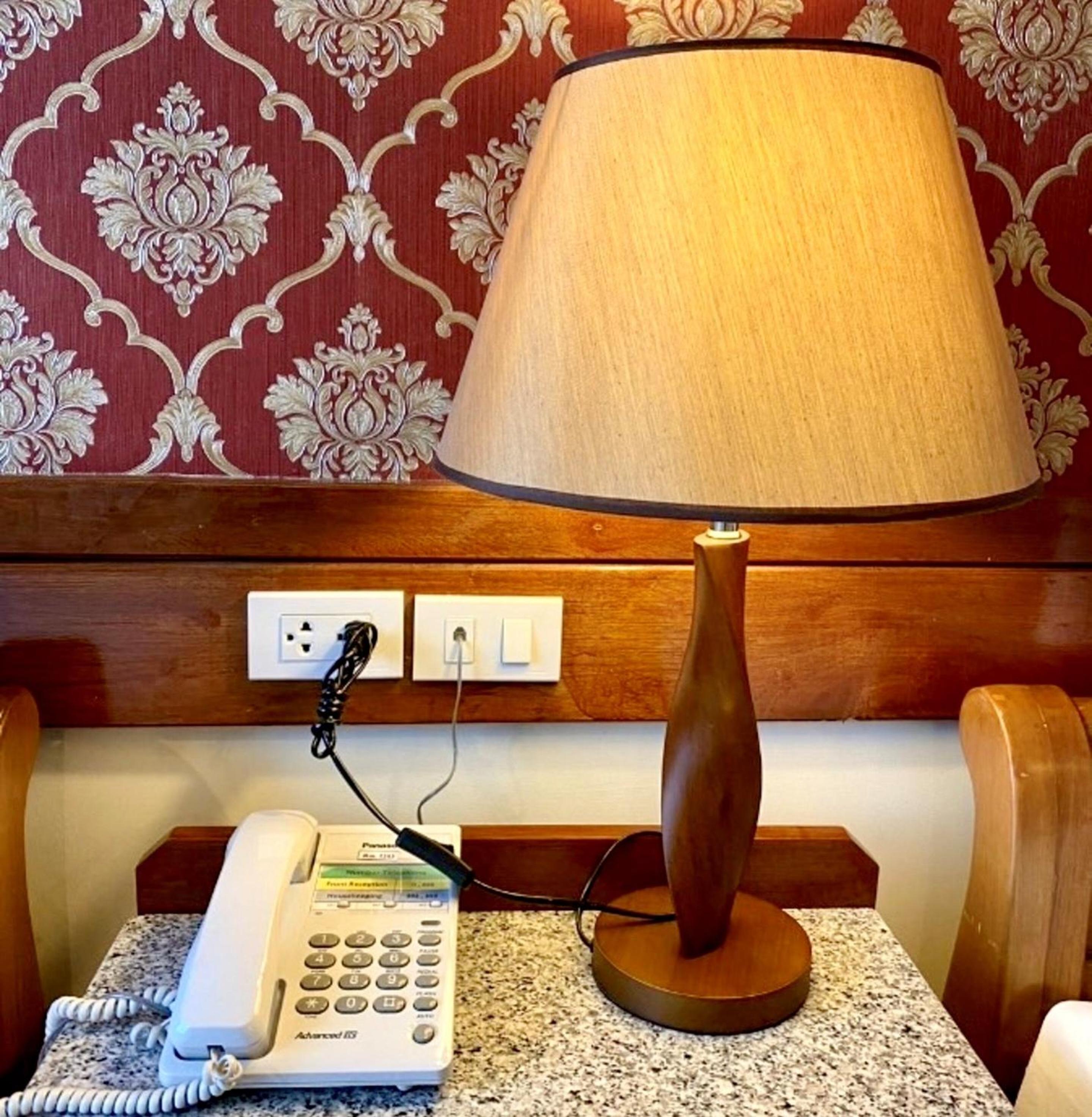 Deluxe Twin Room - Photo 7