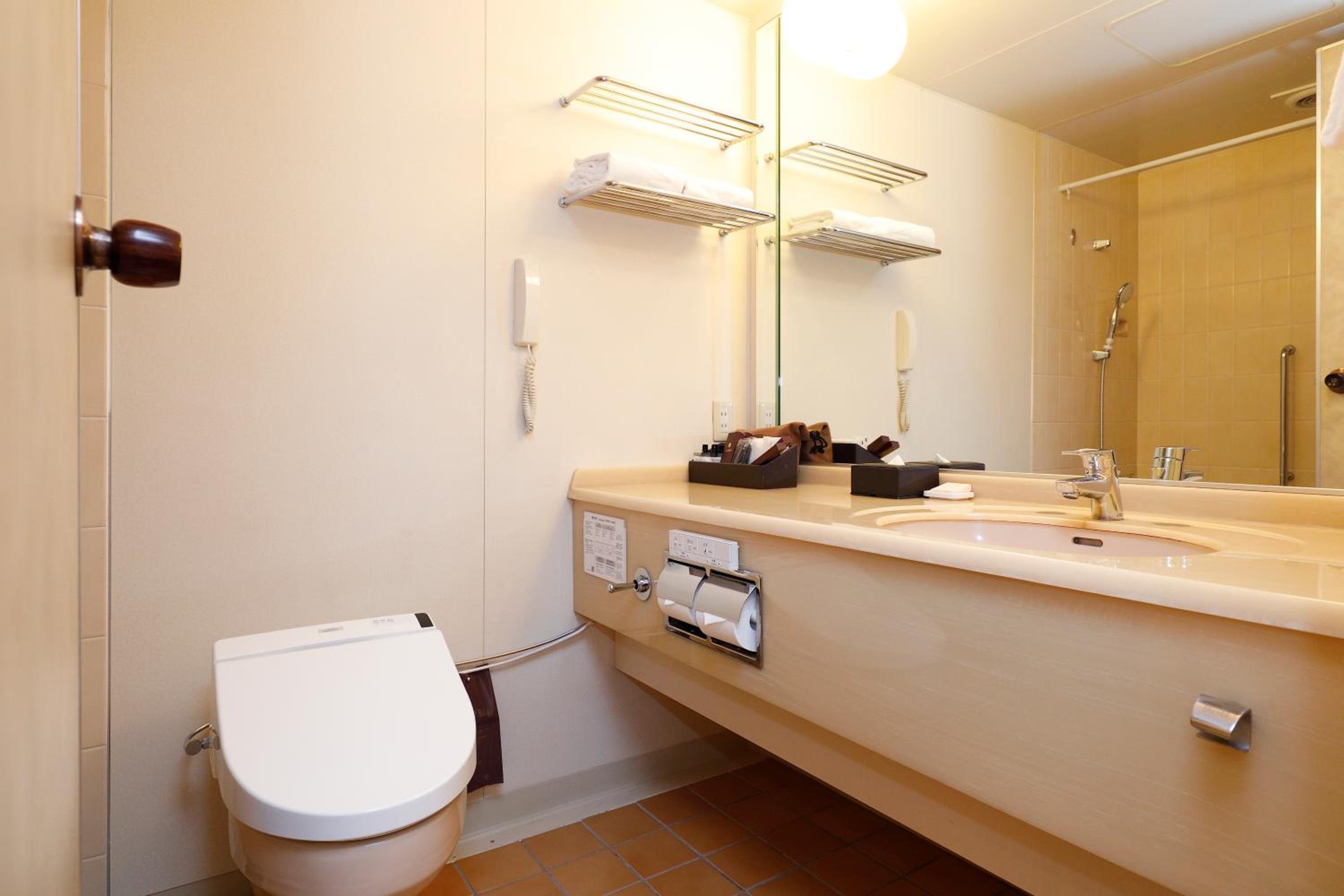 Standard Twin Room - New Wing - Smoking
