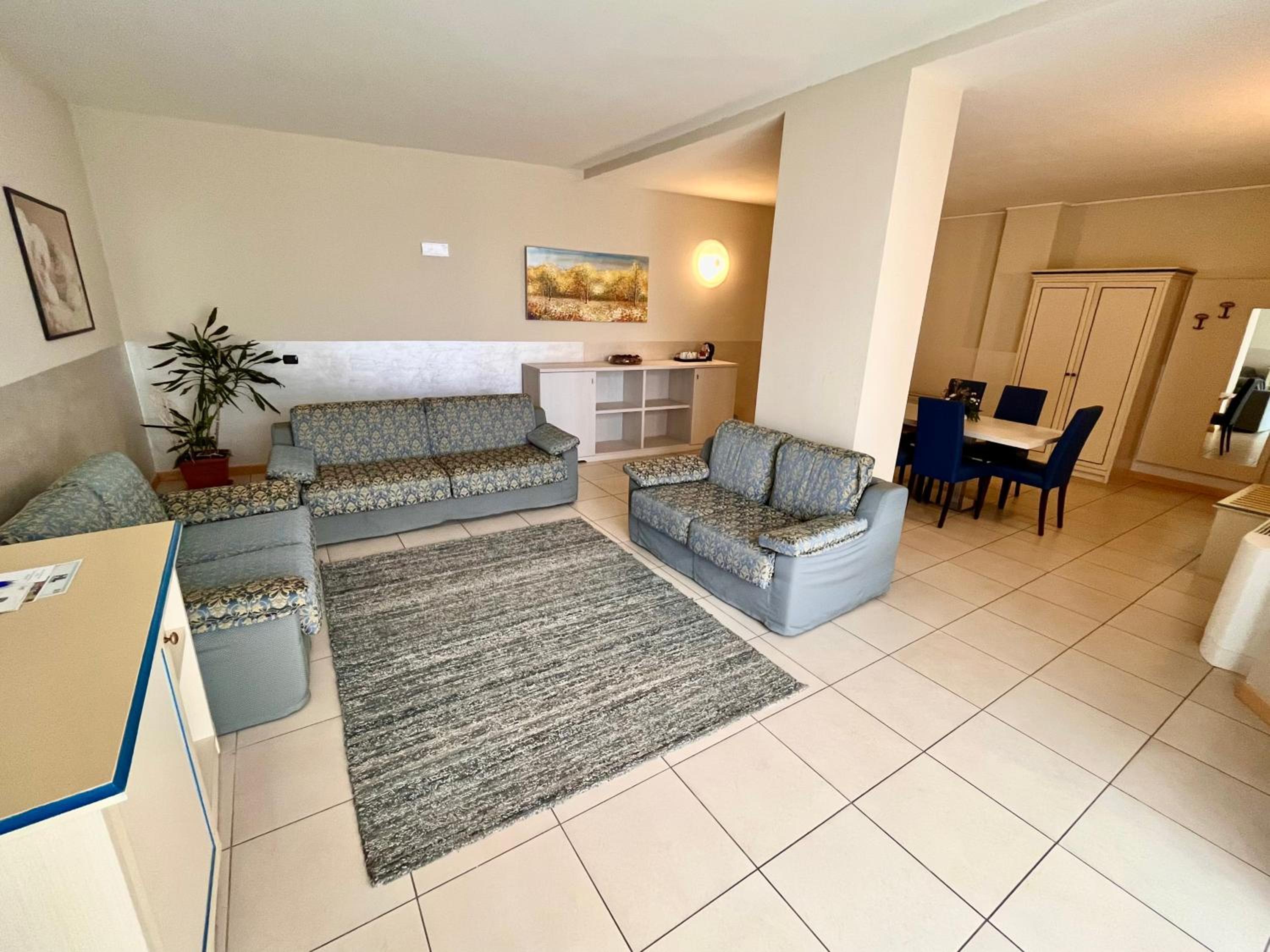 Family Room with Balcony - Photo 3