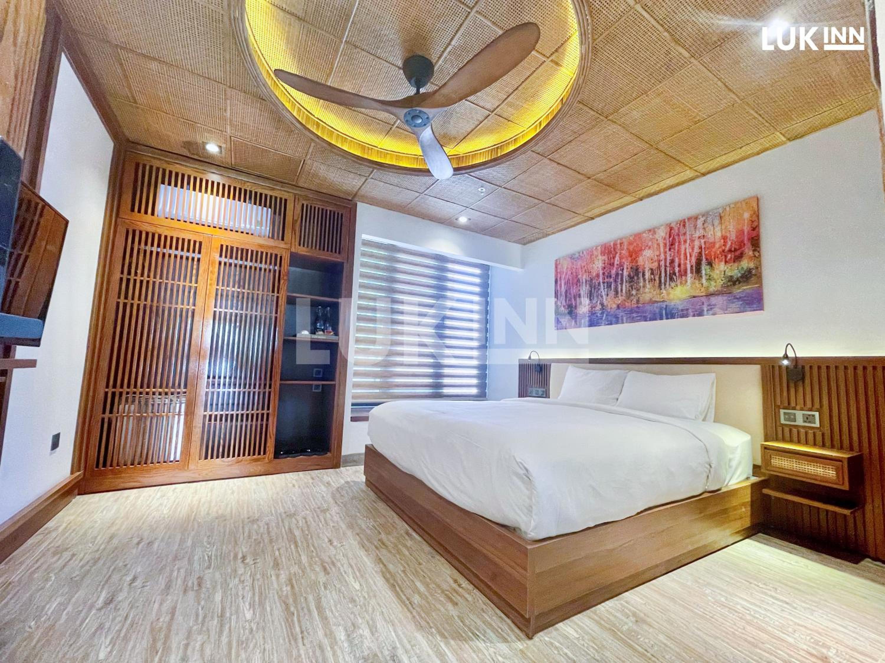 Deluxe Double Room - Photo 8