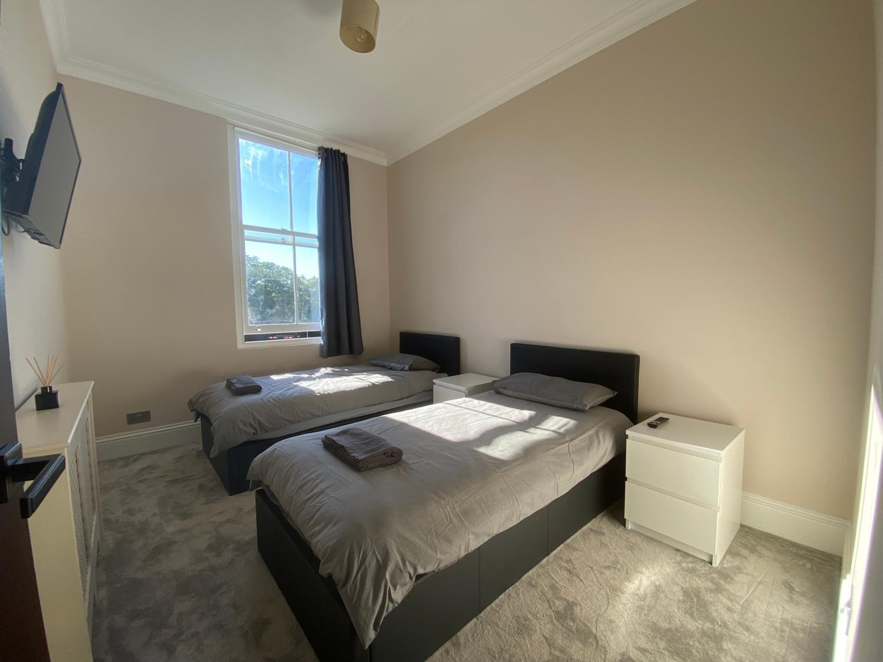 Deluxe Double Or Twin Room photo 1