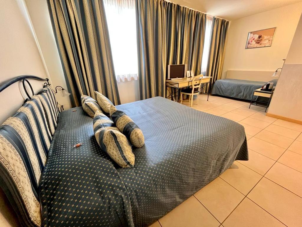 Triple Room - Photo 7