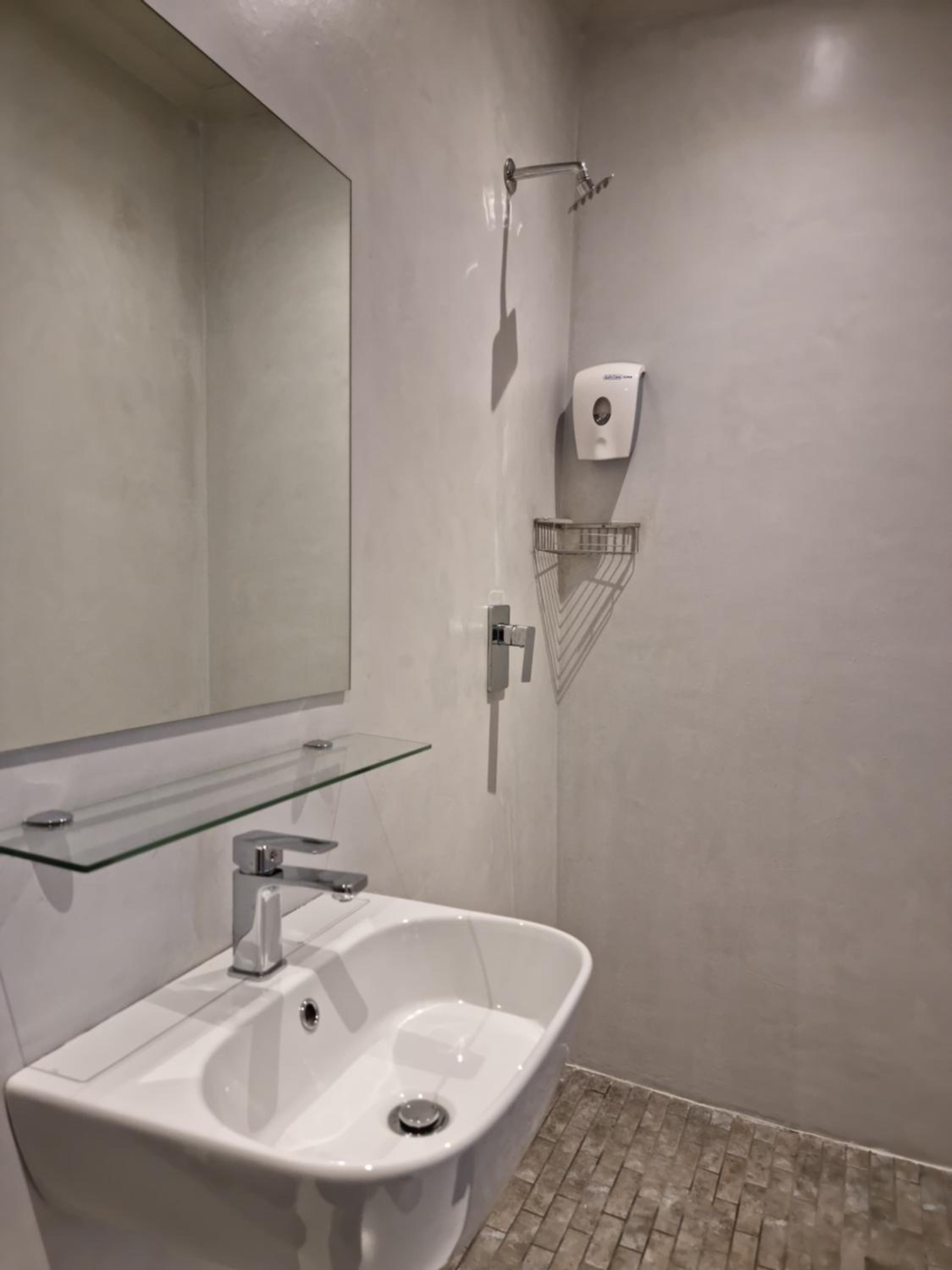 Deluxe Double Room - Photo 5