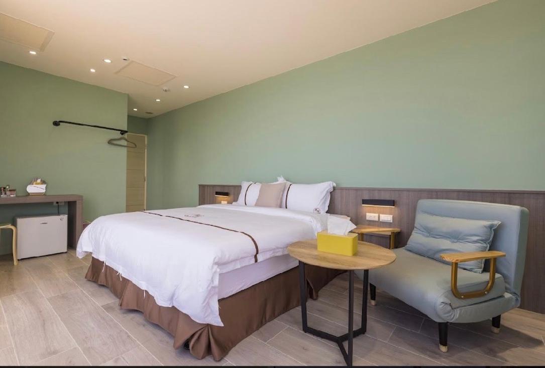 Deluxe Double Room with Balcony and Sea View photo 2