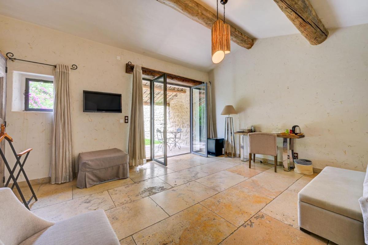 Double Room with Terrace photo 2