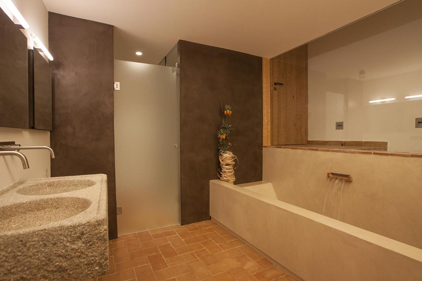 Triple Room with Patio photo 3
