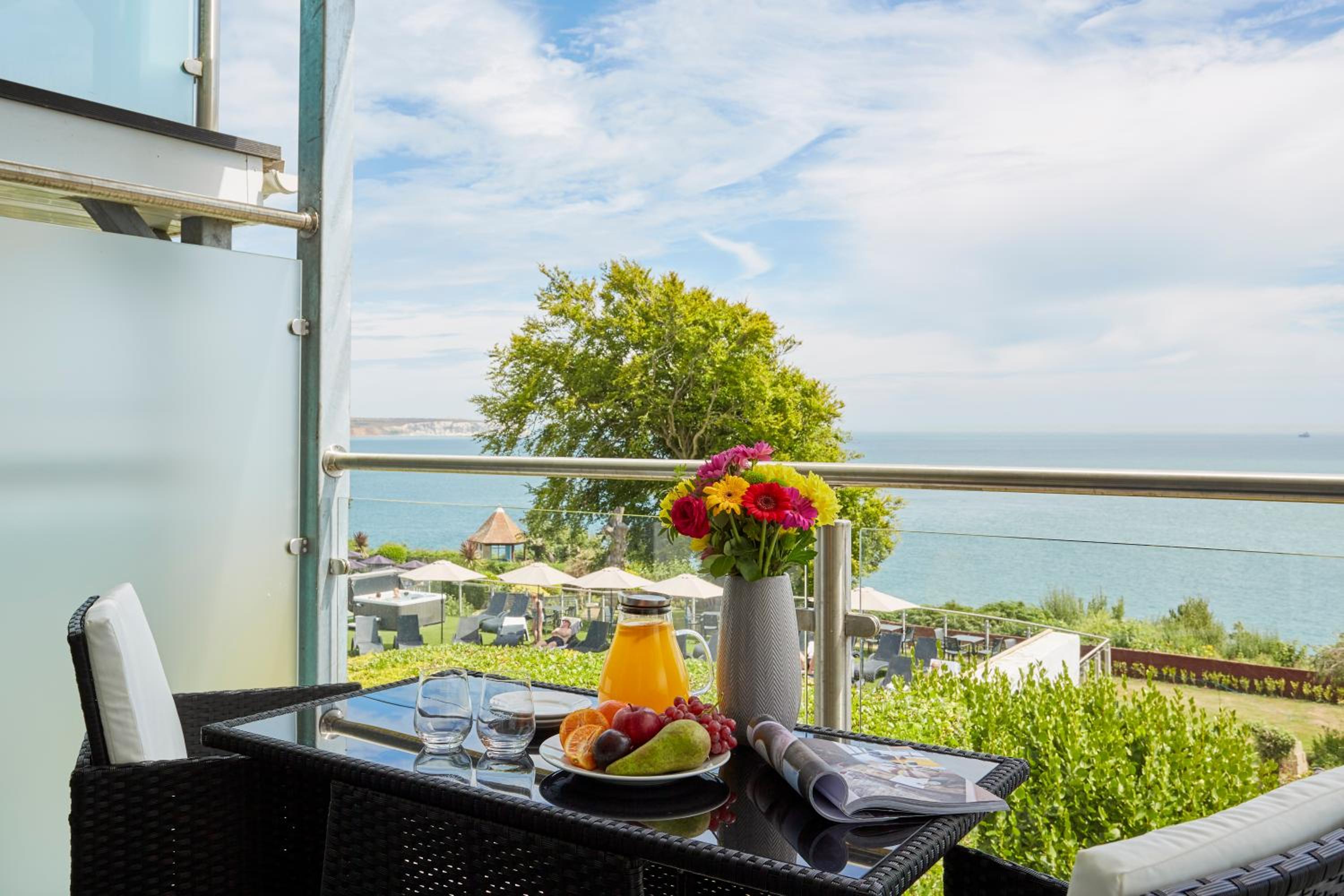Double Room with Sea View - Photo 7