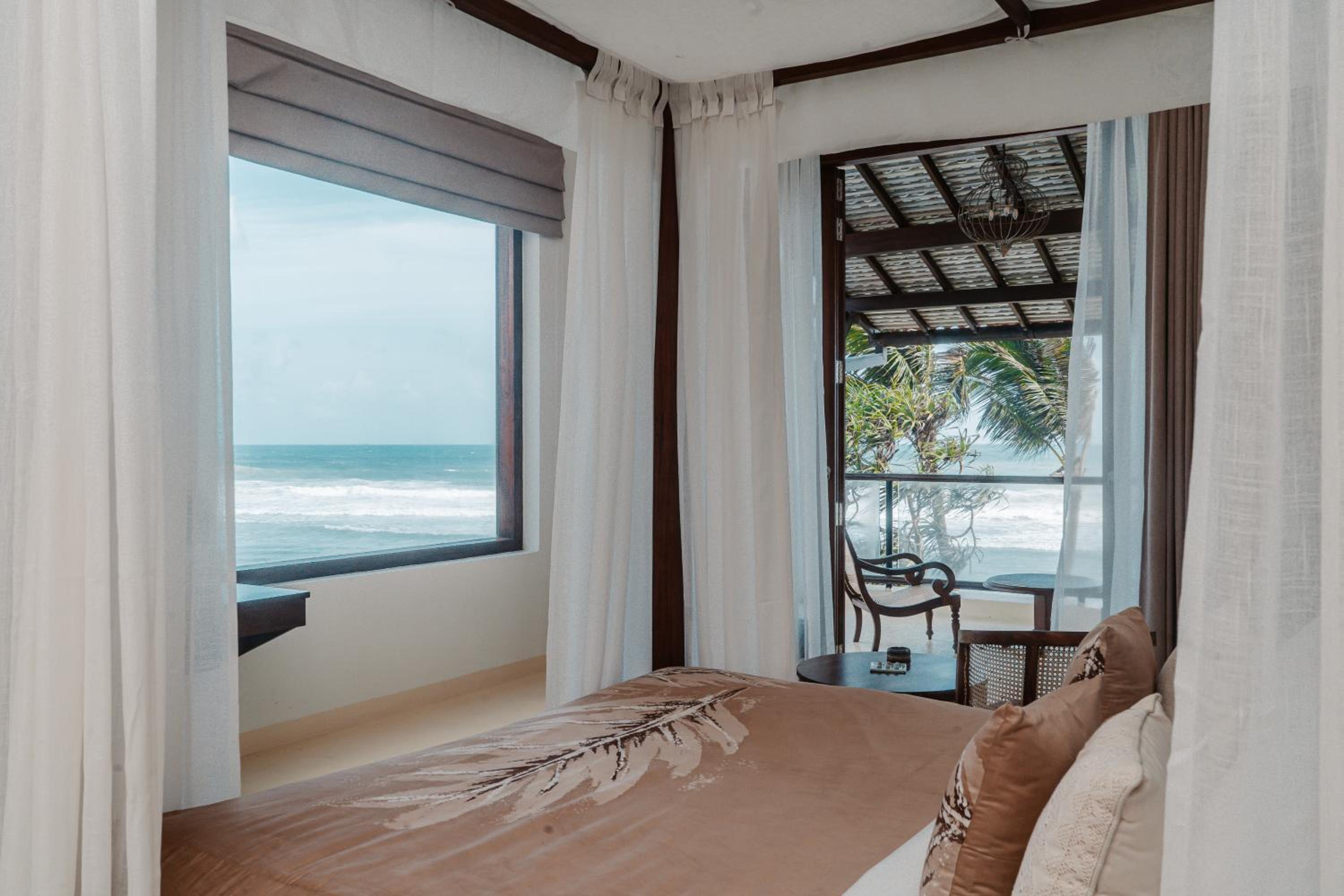 Deluxe Double Room with Sea View photo 3