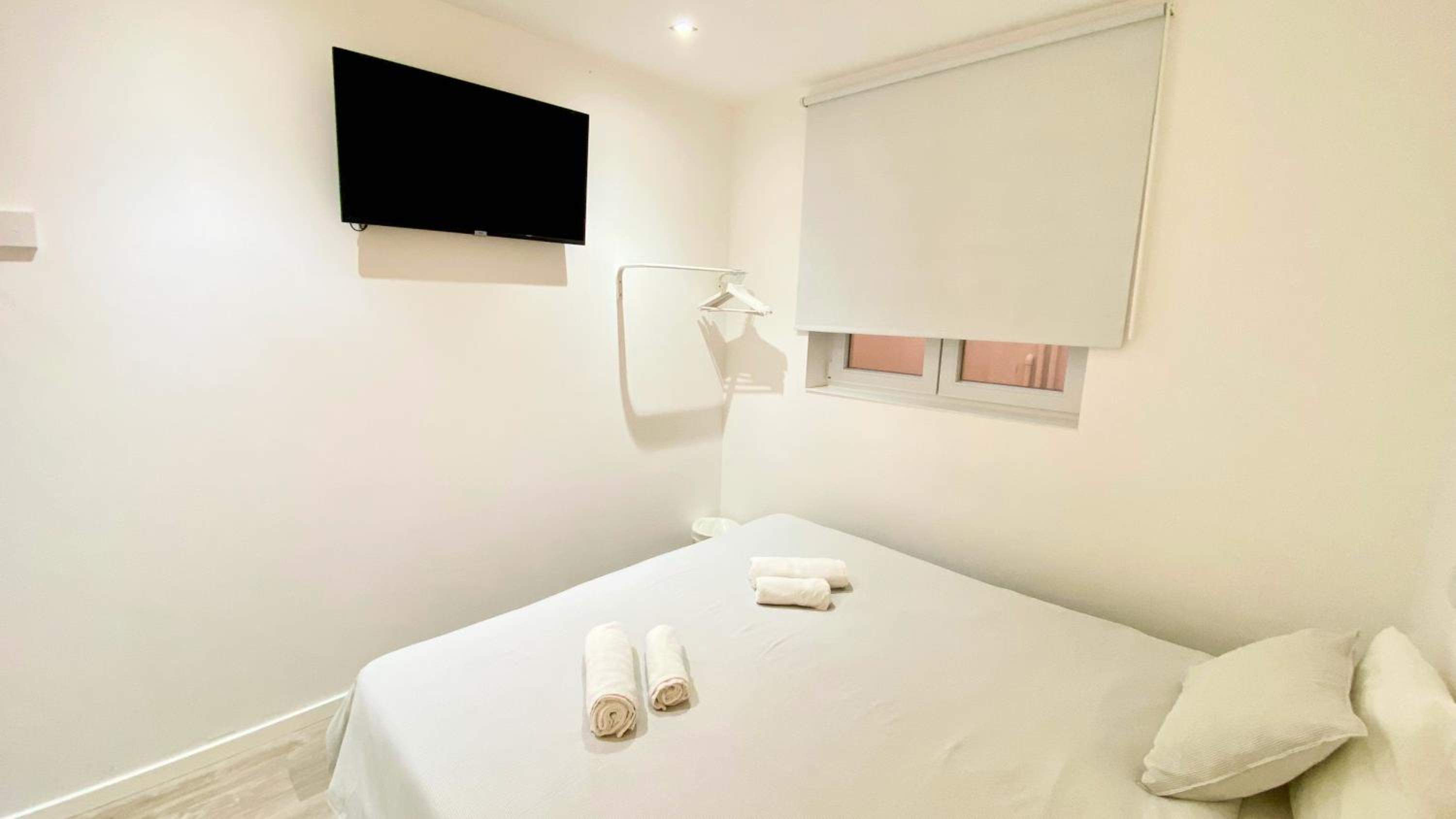 Superior Deluxe Double or Twin Room  - Photo 5