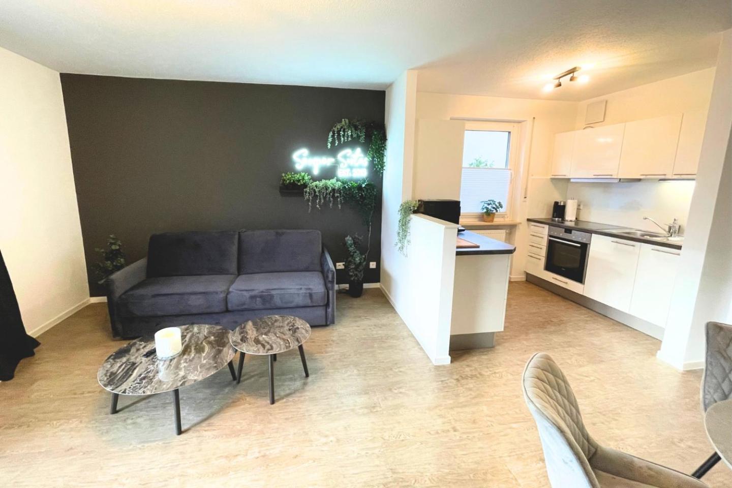 One-Bedroom Apartment