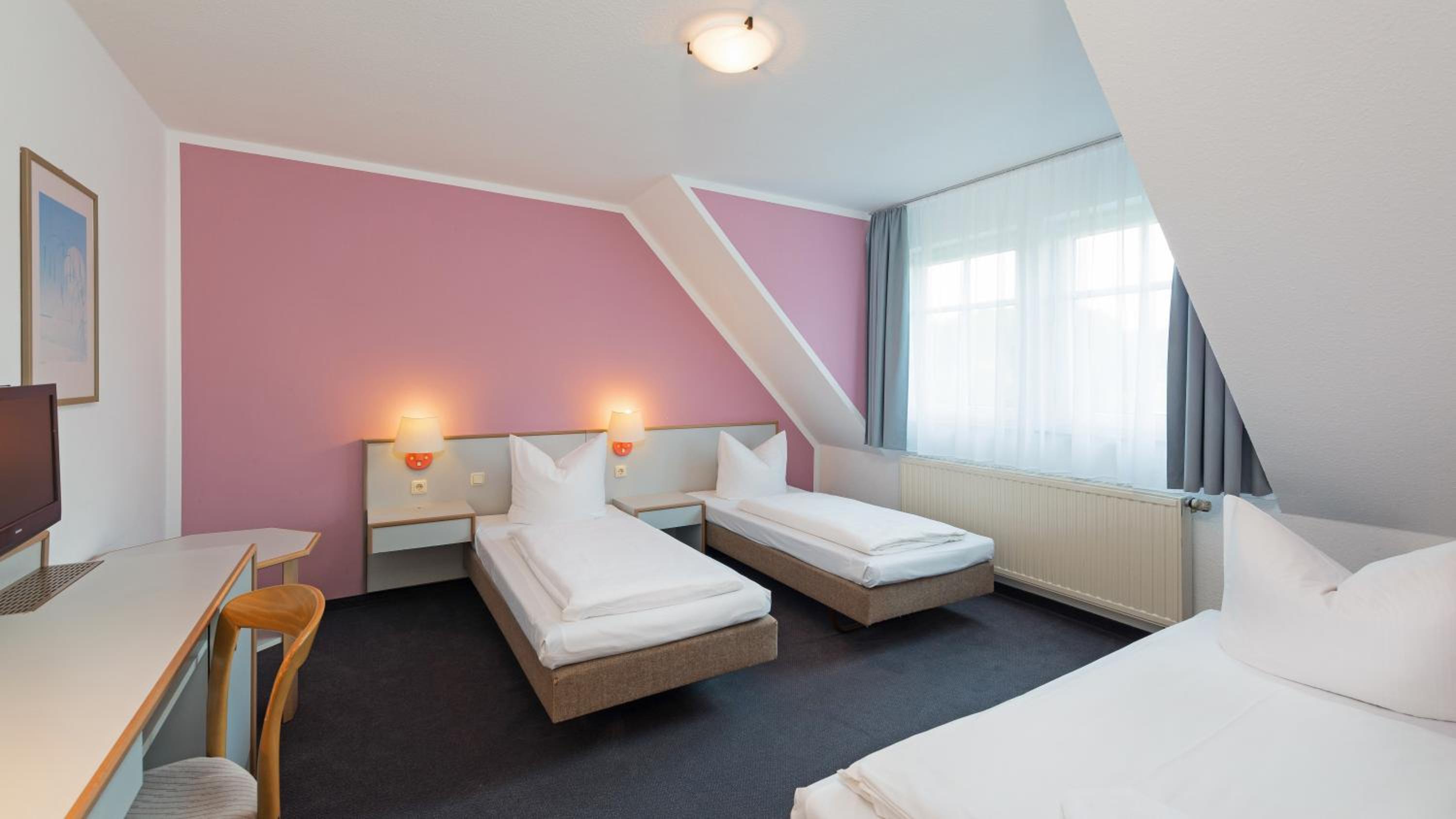 Superior Room with separate beds photo 1