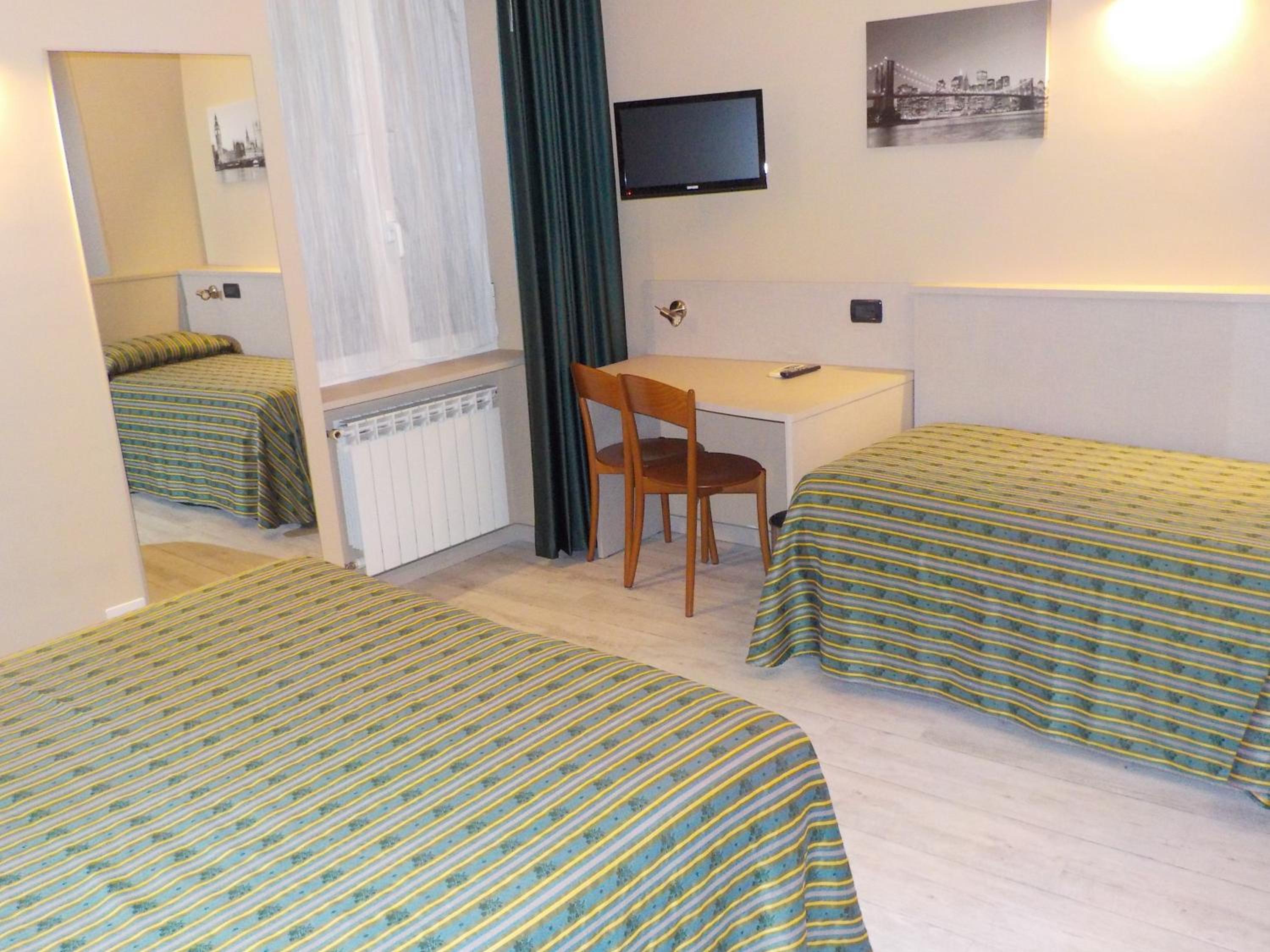 Triple Room With Private Bathroom