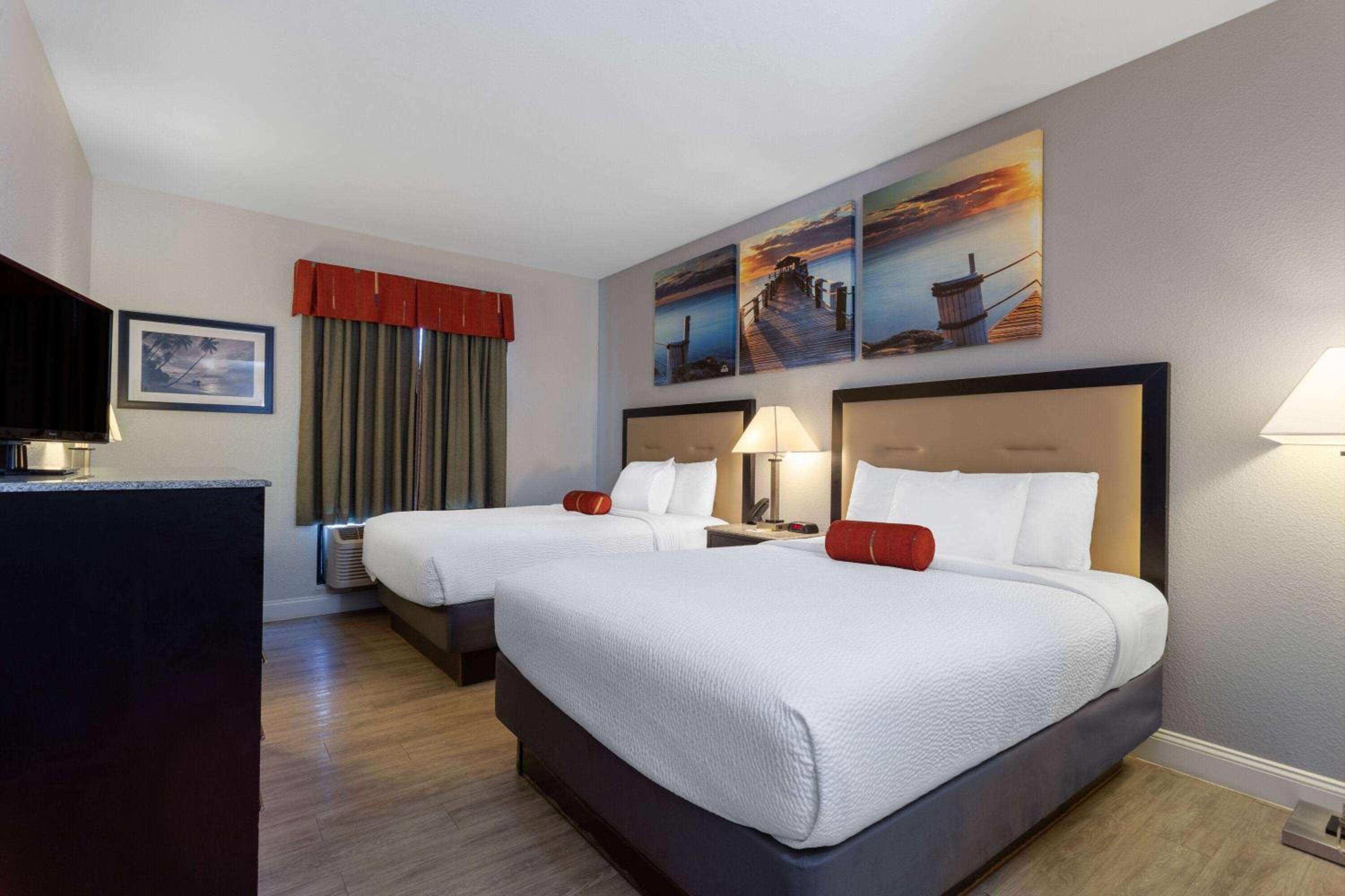 Two-Bedroom Suite - Non-Smoking - Photo 4