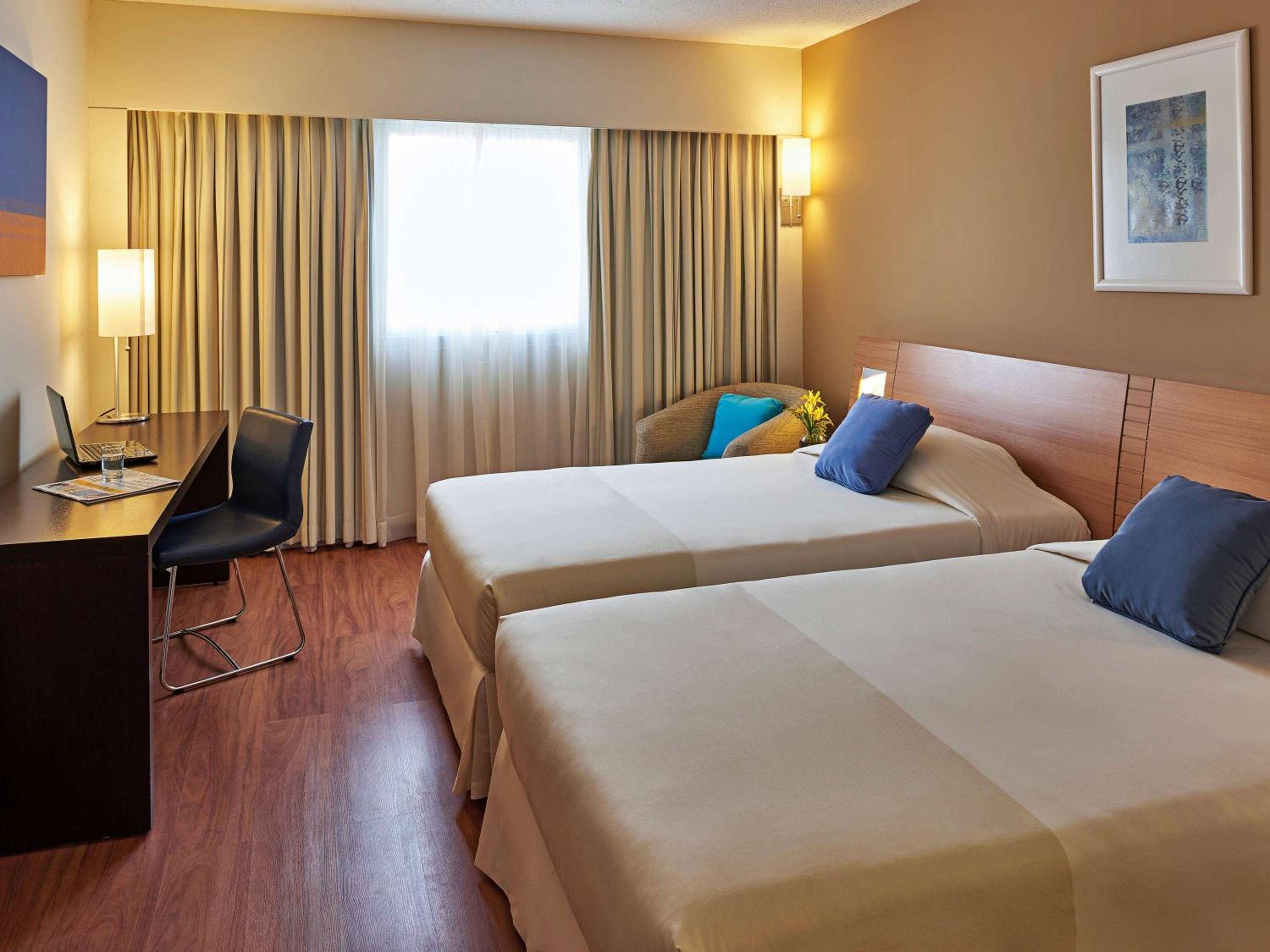 Standard Double Room with Sofa Bed - Photo 1