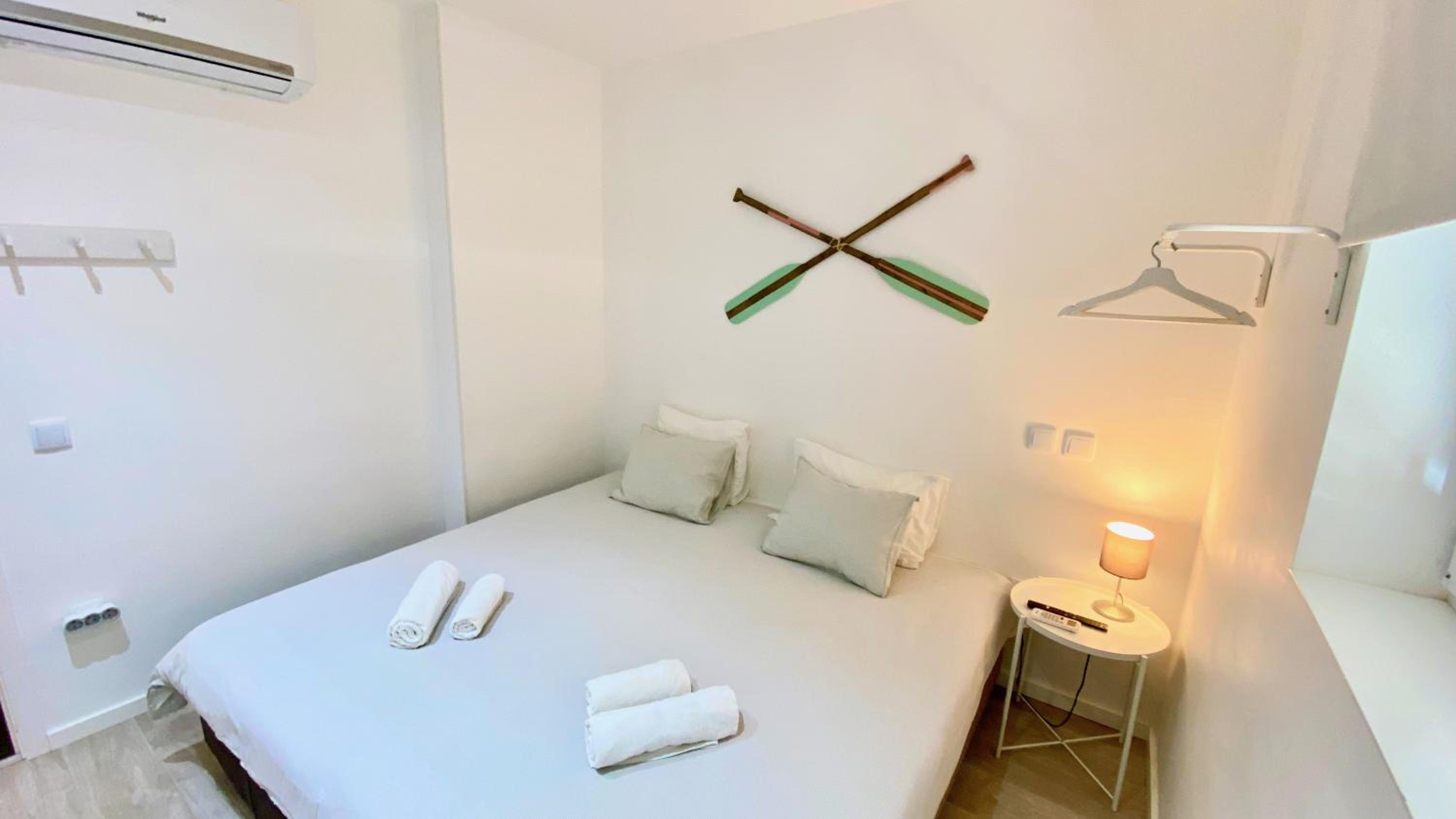 Deluxe Twin Room - Photo 6