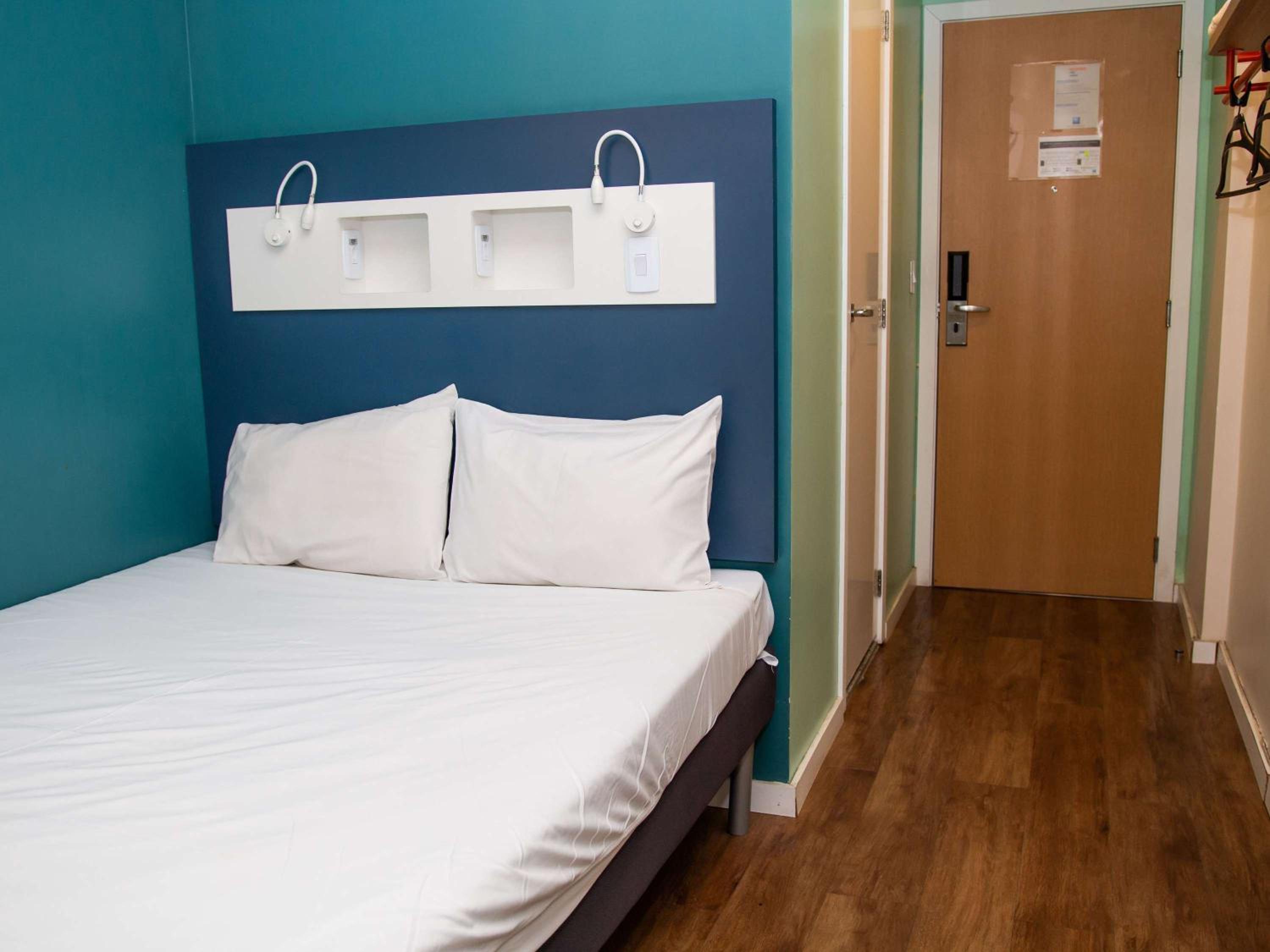 Standard Double Room - Photo 2
