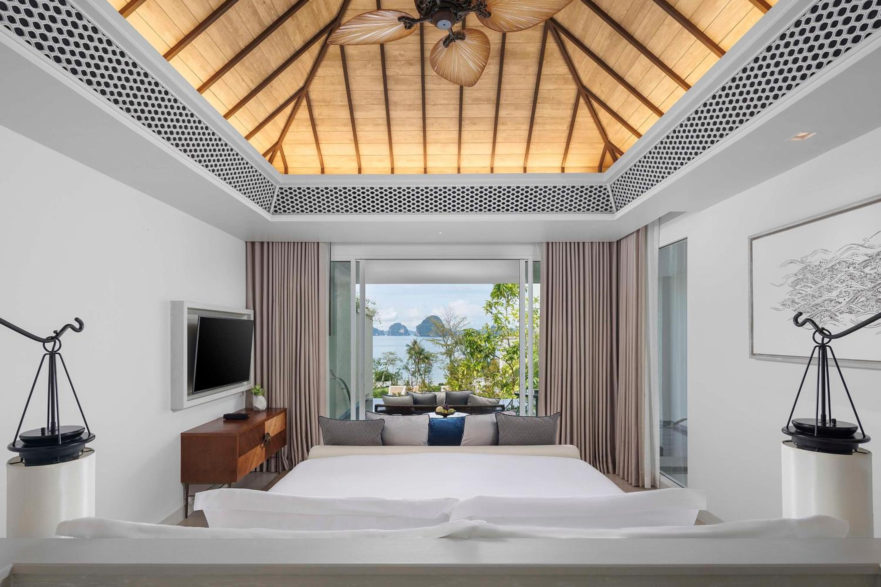 Partial Ocean Pool Suite King - Photo 2