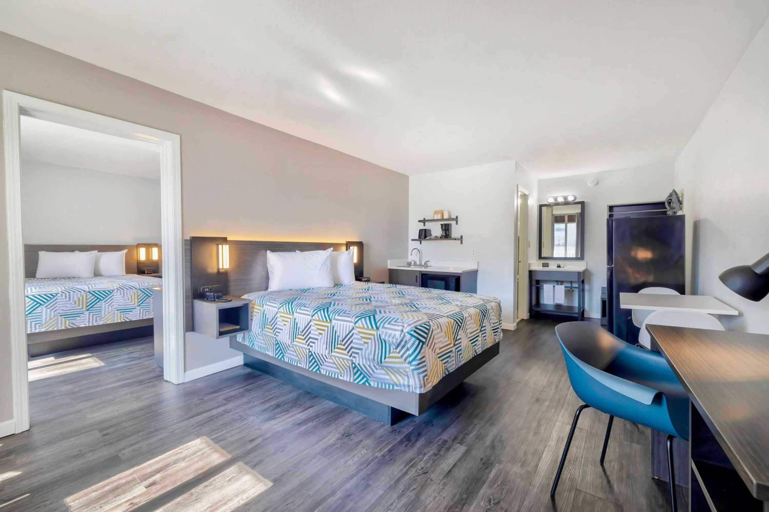 Quadruple Room - Non-Smoking
