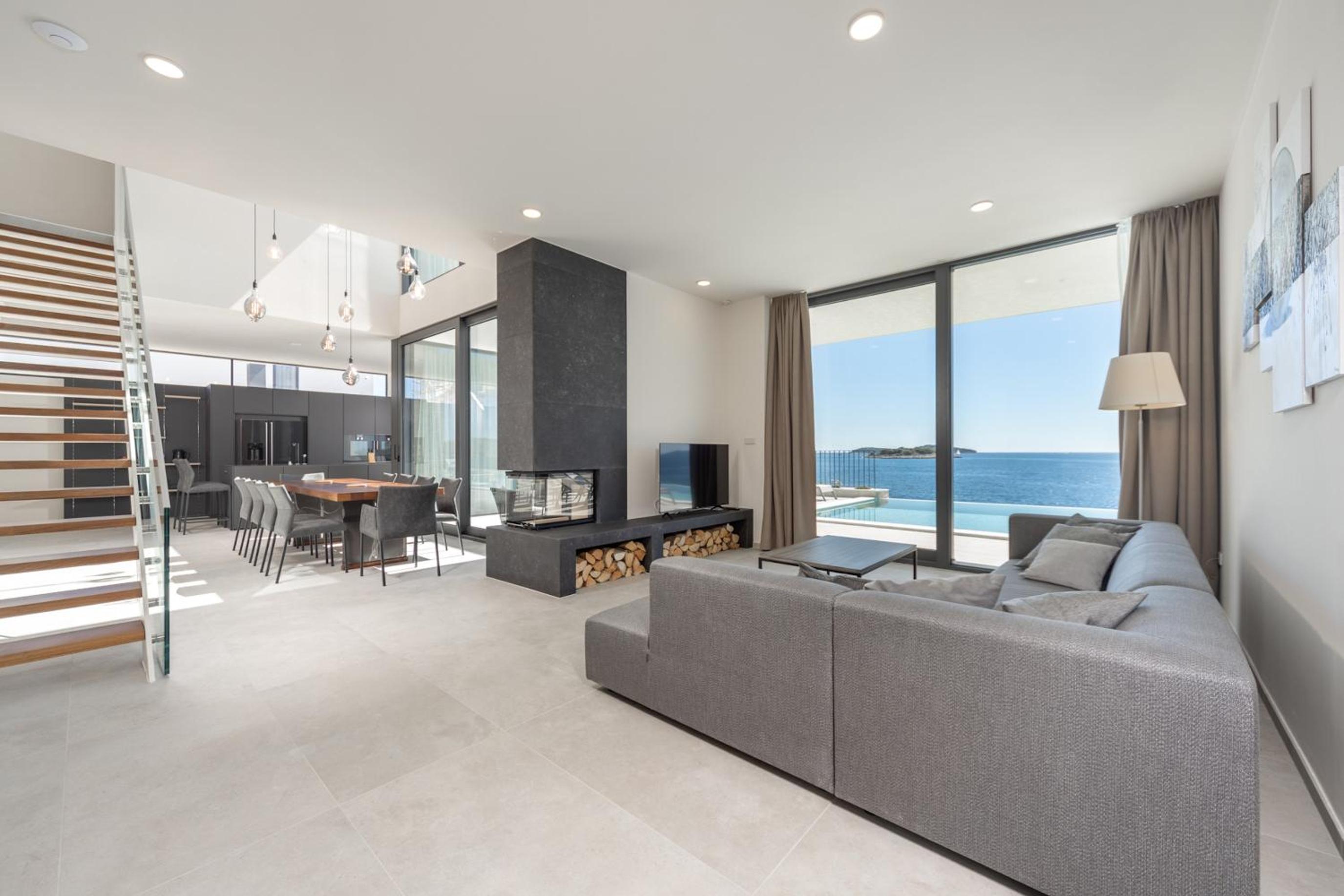Five-Bedroom Villa