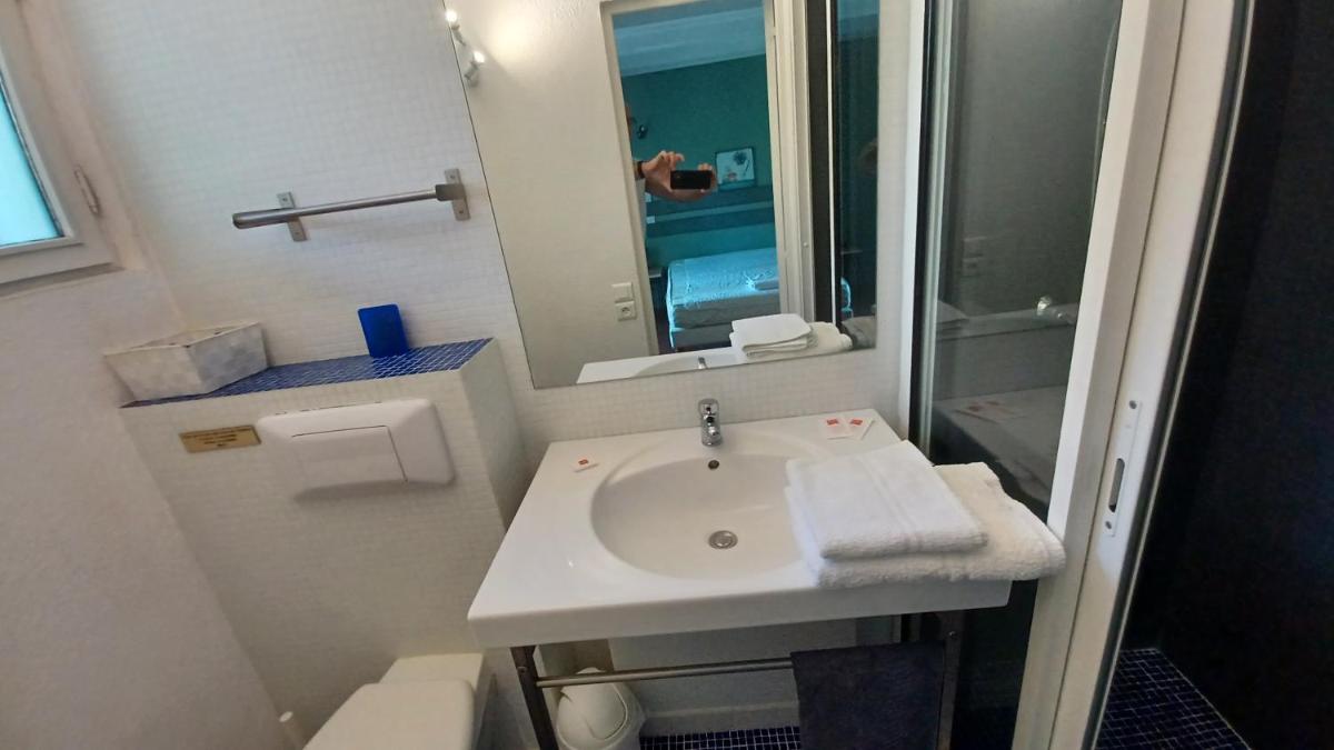 Double or Twin Room with Garden View