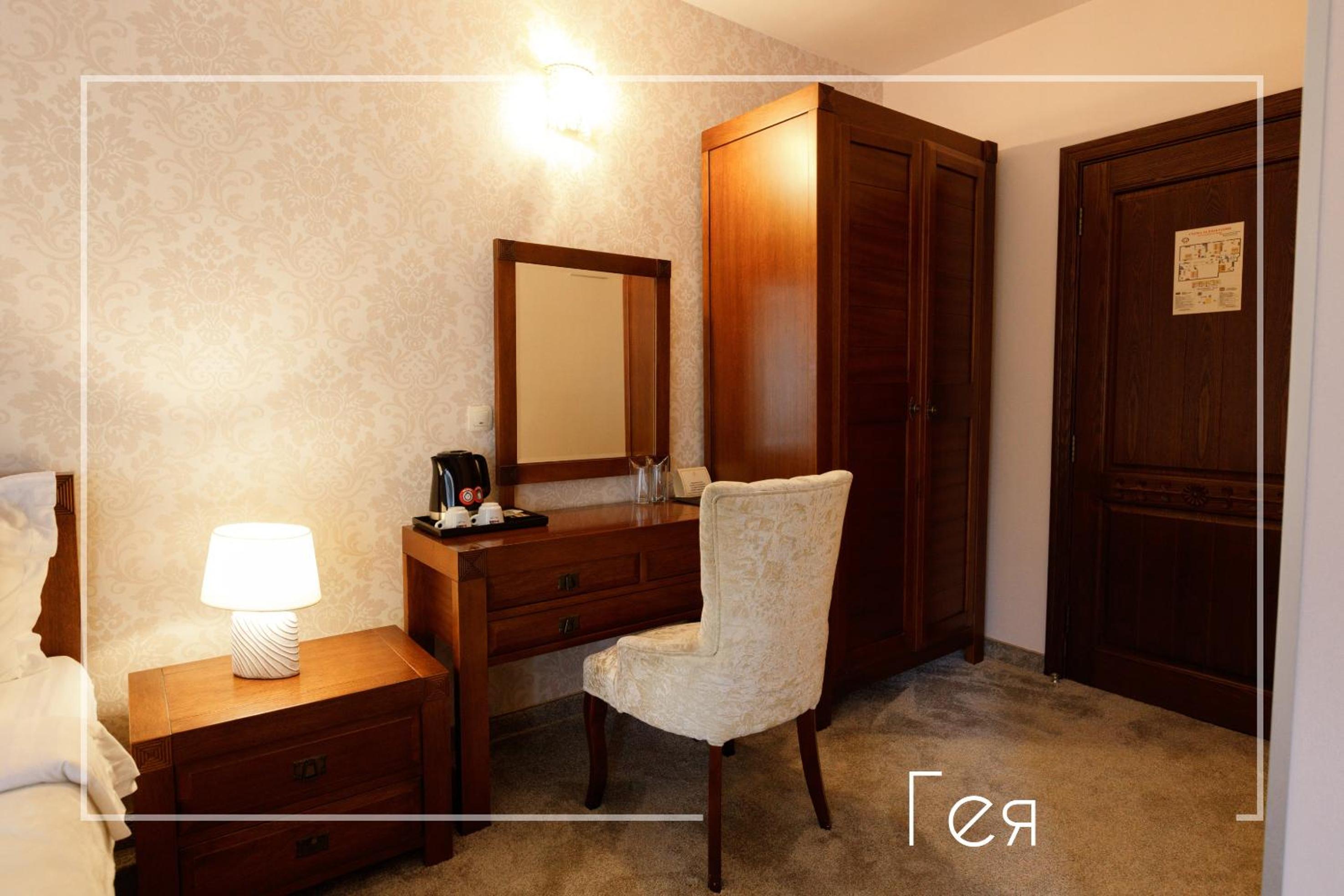 Double Room with Terrace - Photo 2