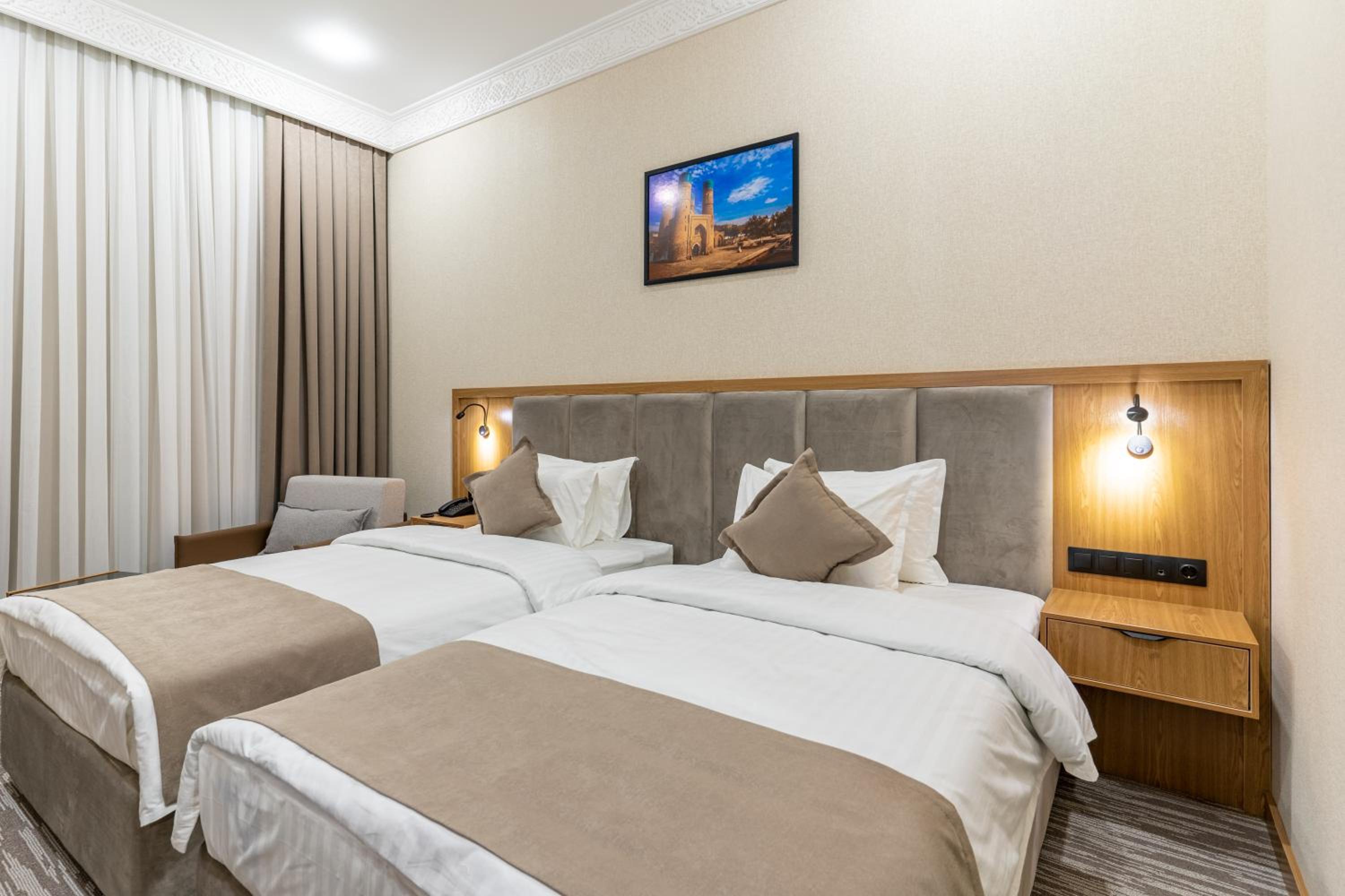 Deluxe Double or Twin Room - Photo 1