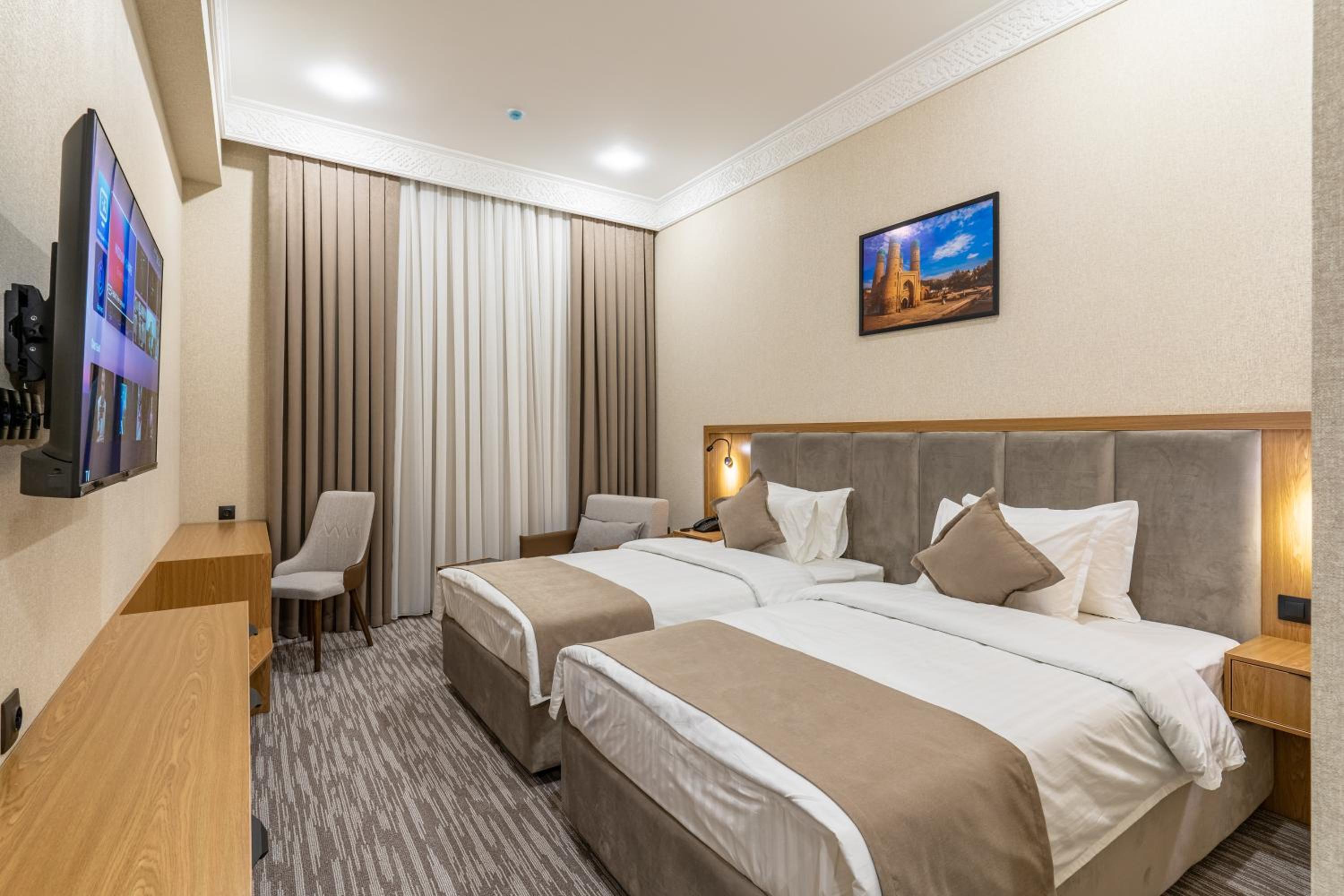Deluxe Double or Twin Room - Photo 14
