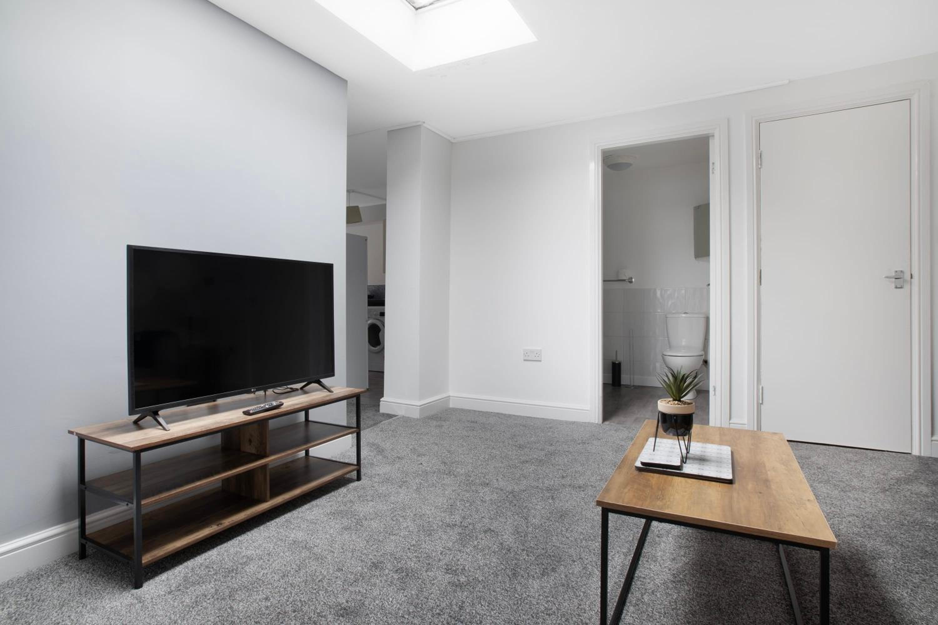 Apartment photo 1