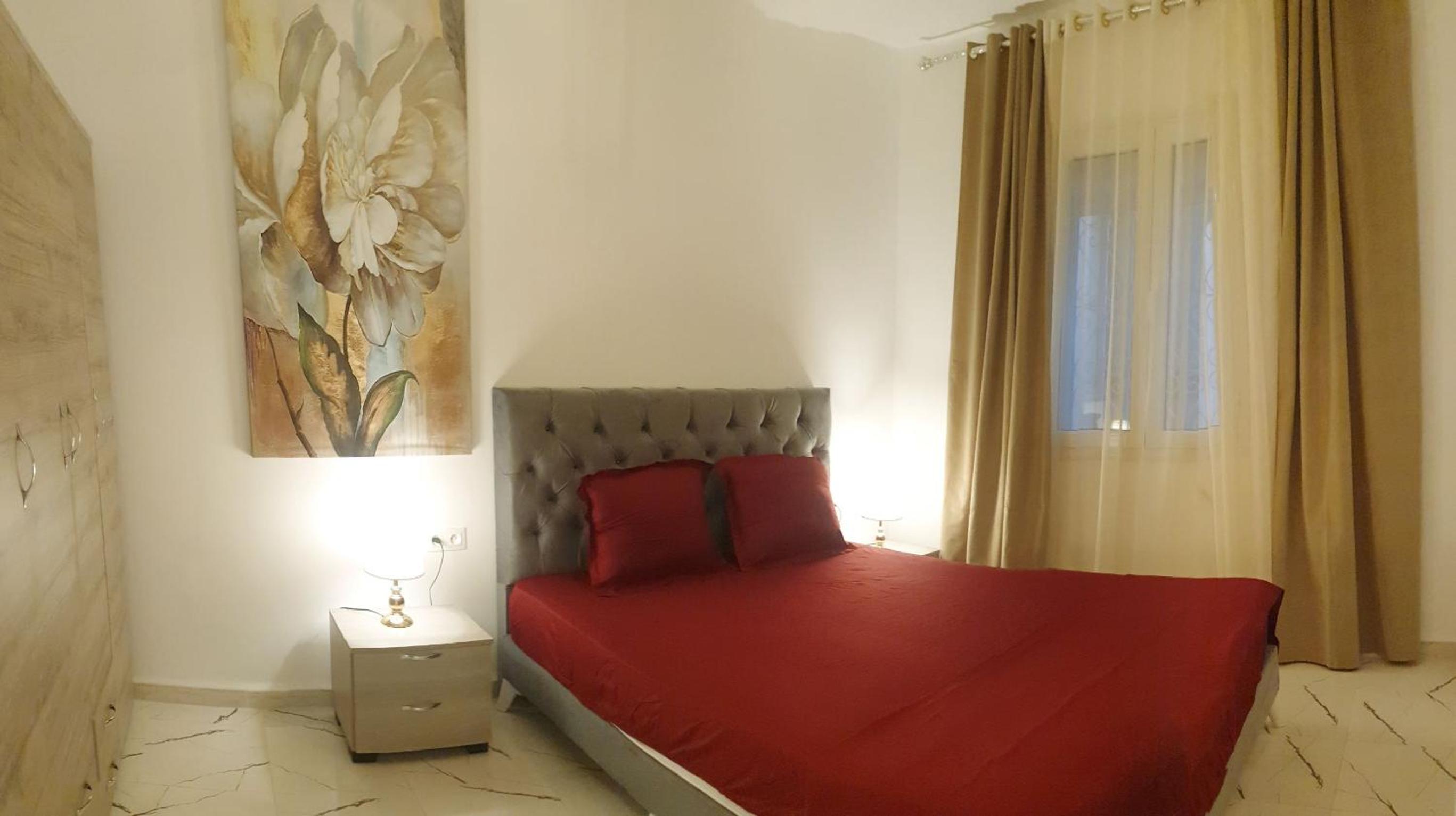 Two-Bedroom House photo 3