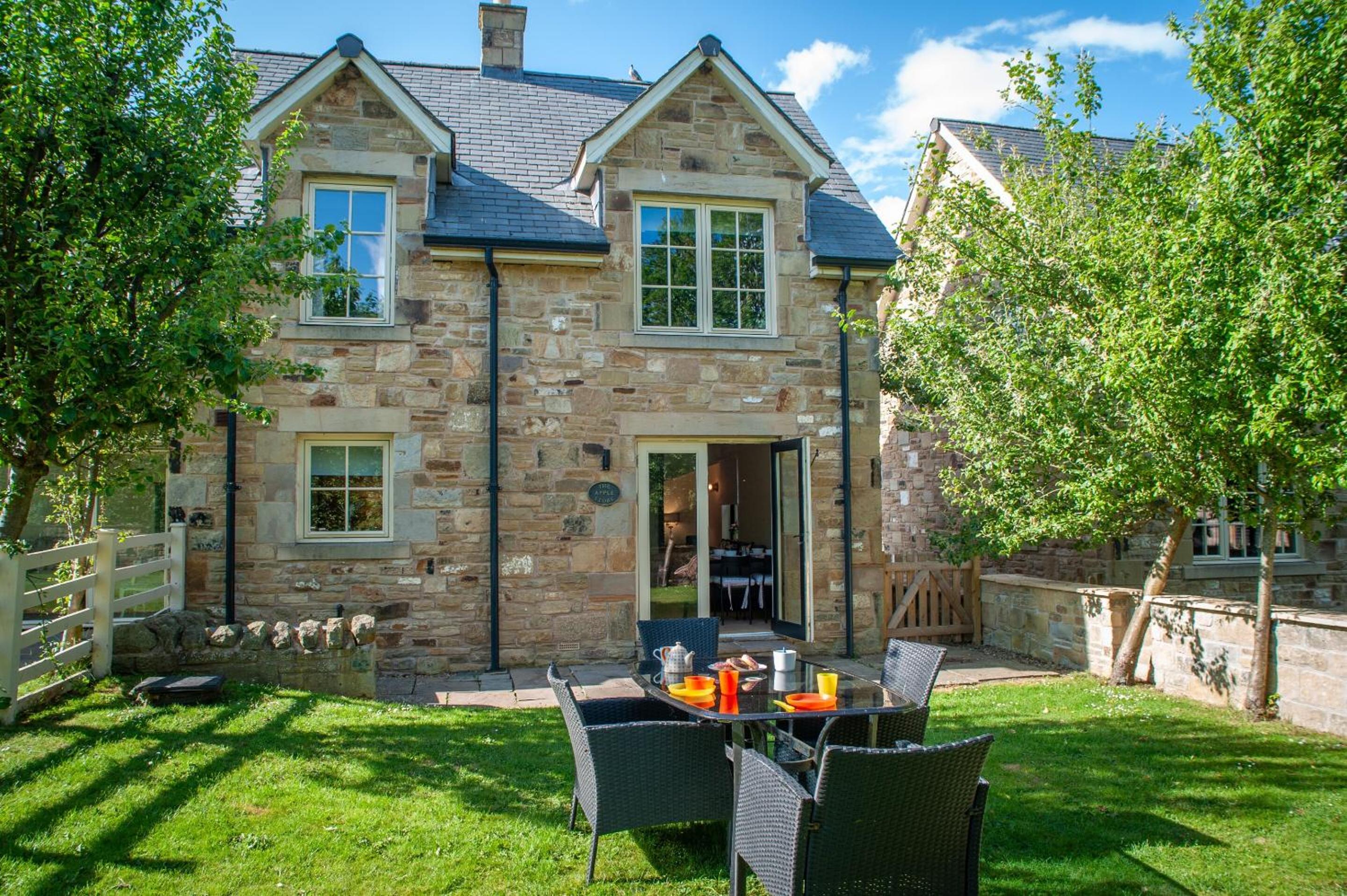 Cottage with Garden View photo 1
