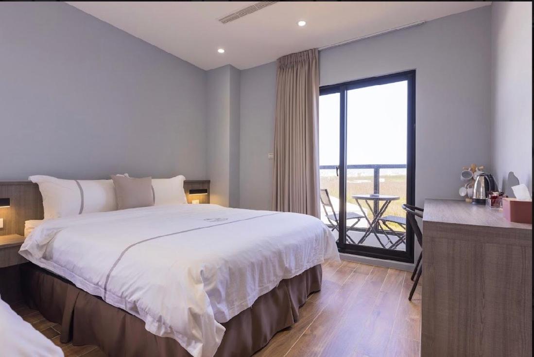 Quadruple Room with Sea View photo 2