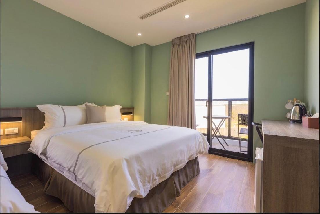 Quadruple Room with Sea View photo 3