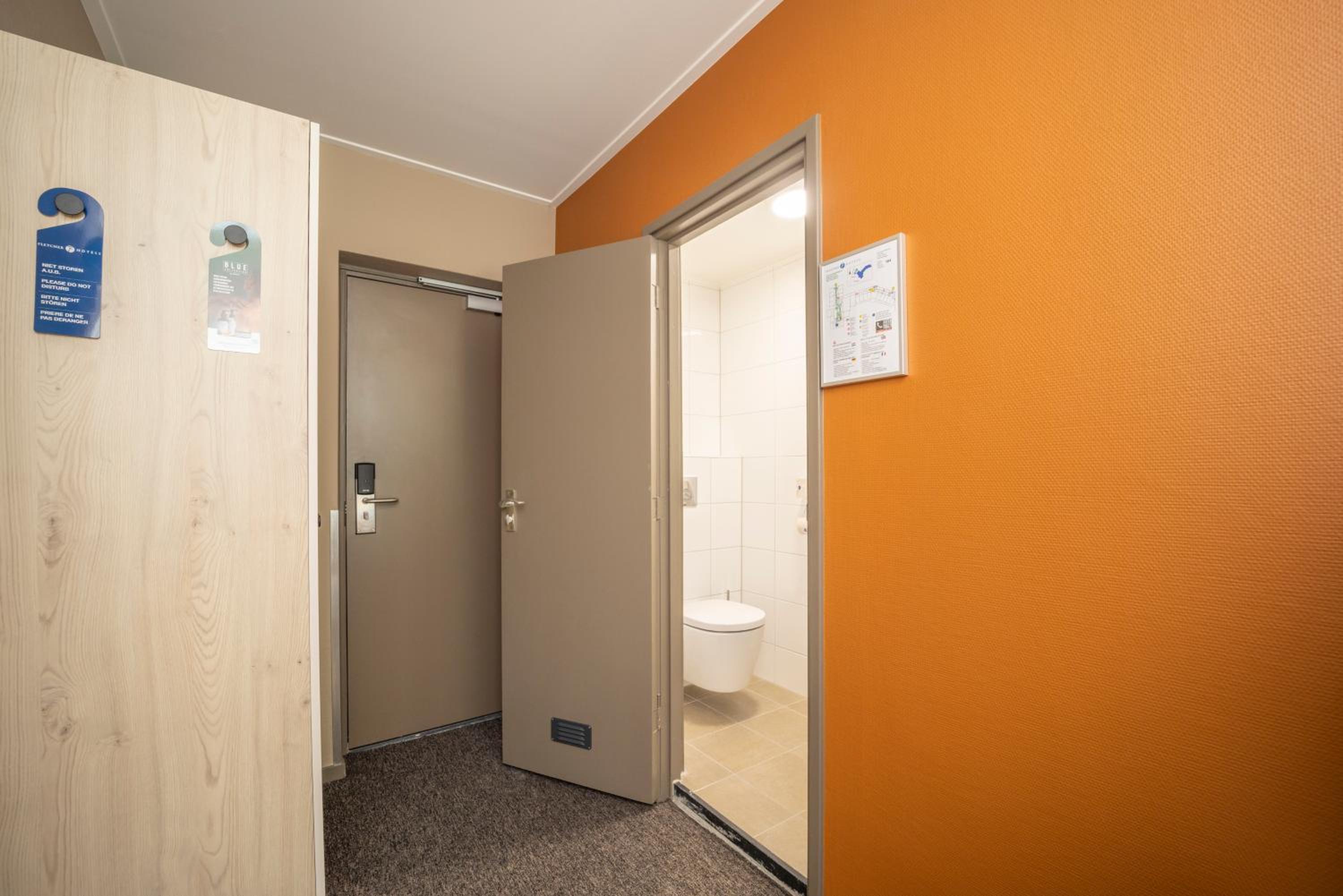 Single Room photo 2