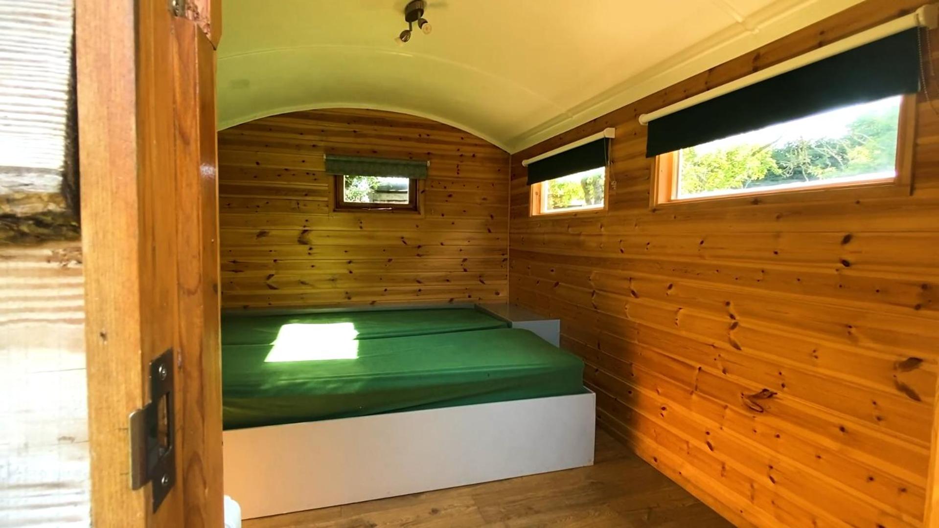 Allington Pippin Camping Pod photo 3