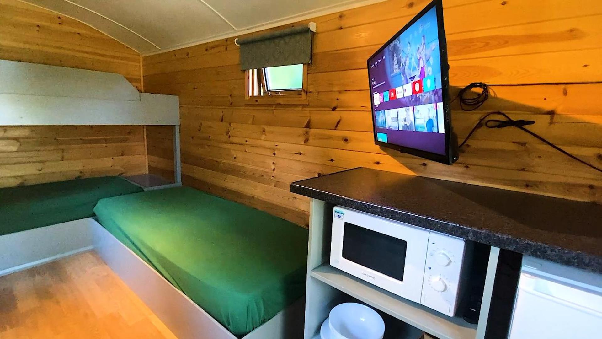Lorton Vale Camping Pod photo 2