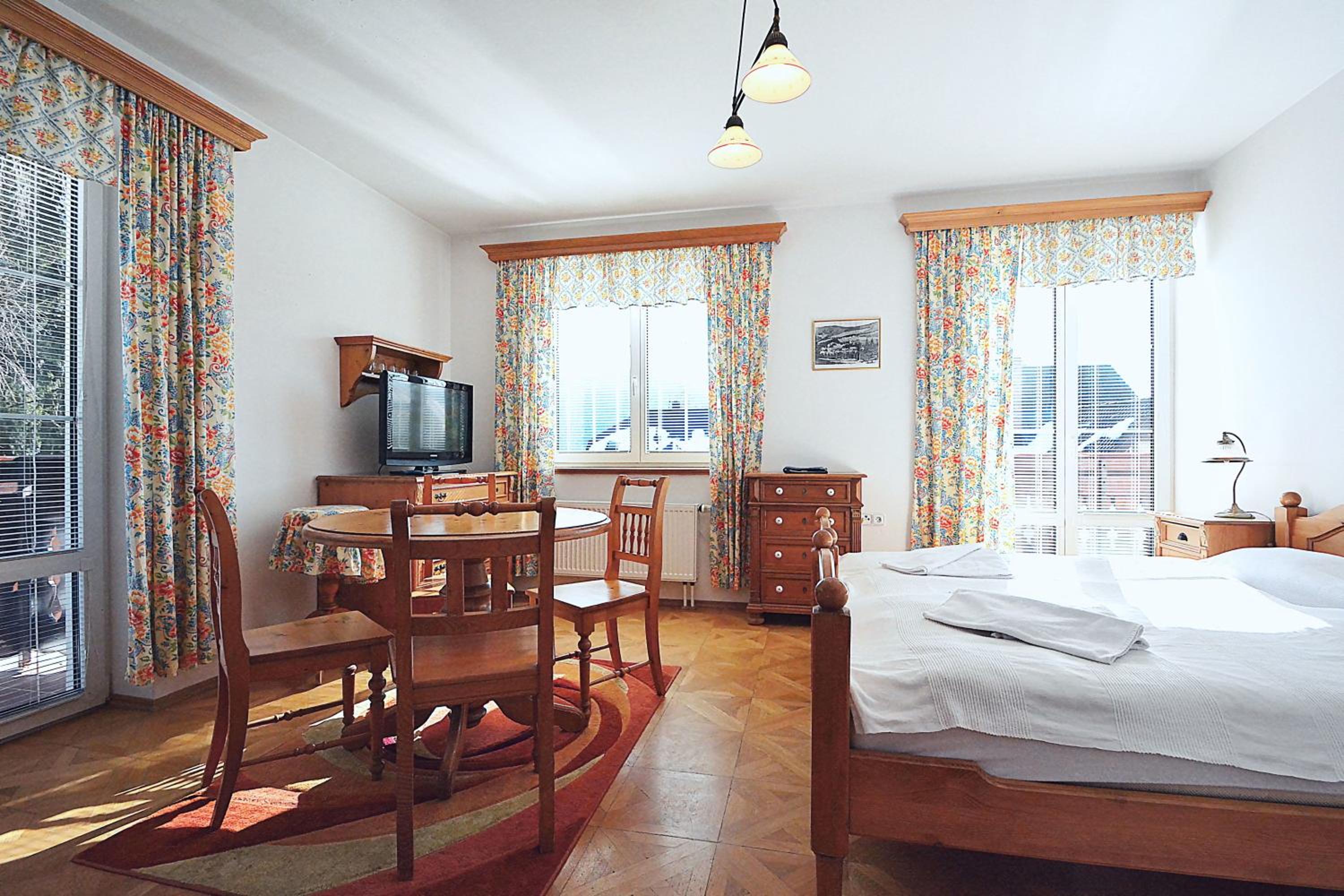 Two-Bedroom Standard Apartment - Annex photo 1
