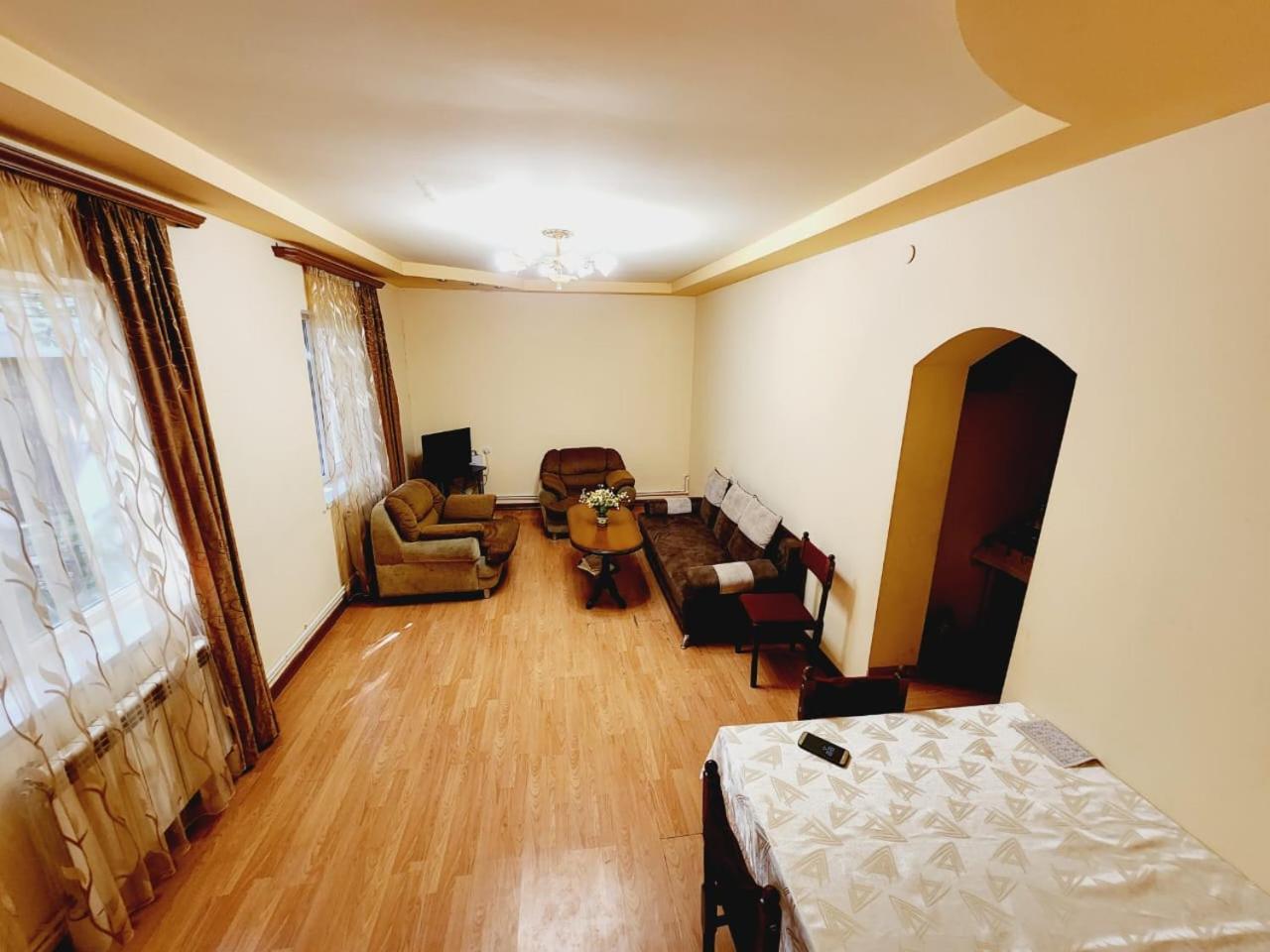 Villa photo 1