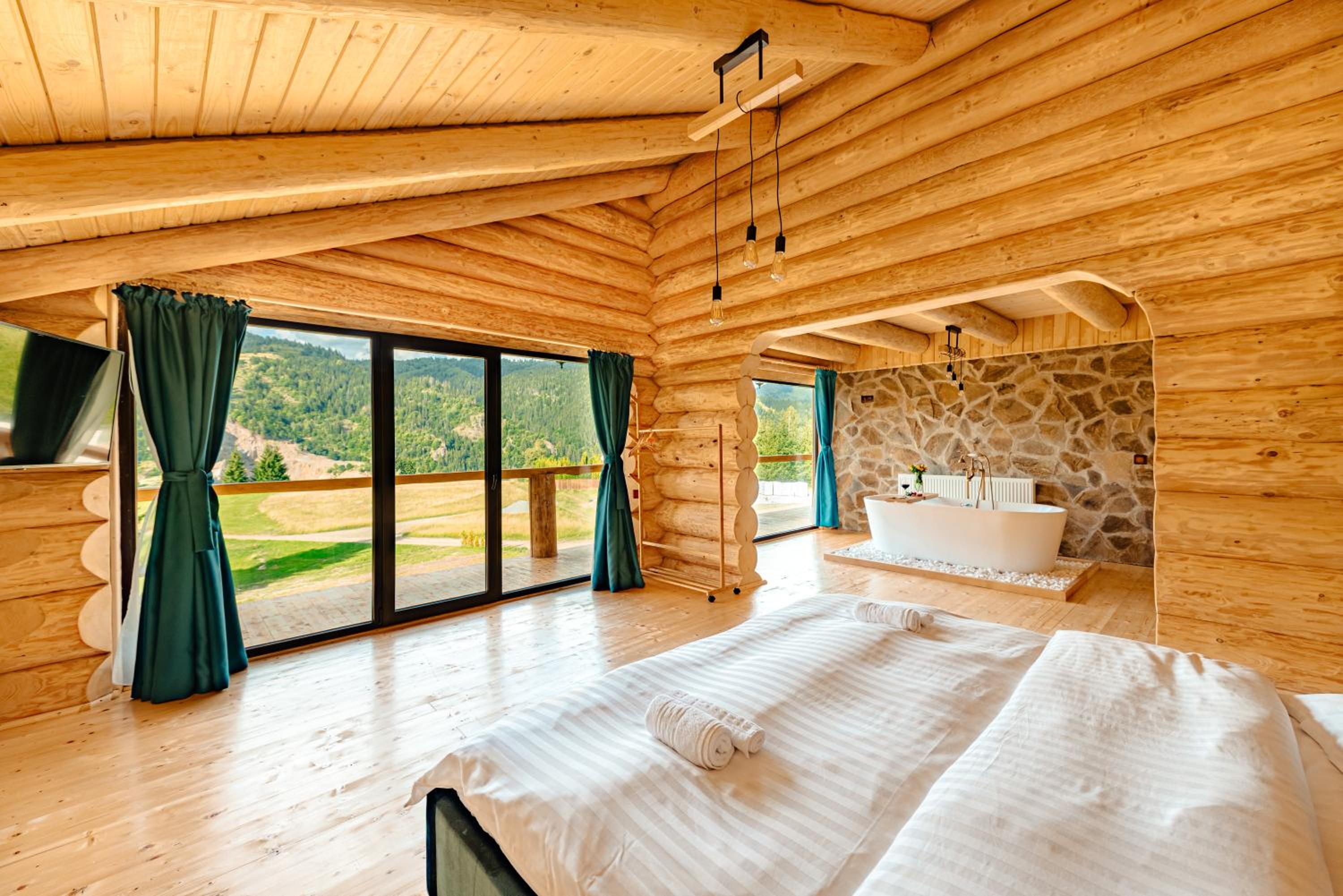 Deluxe Double Room with Bath photo 1