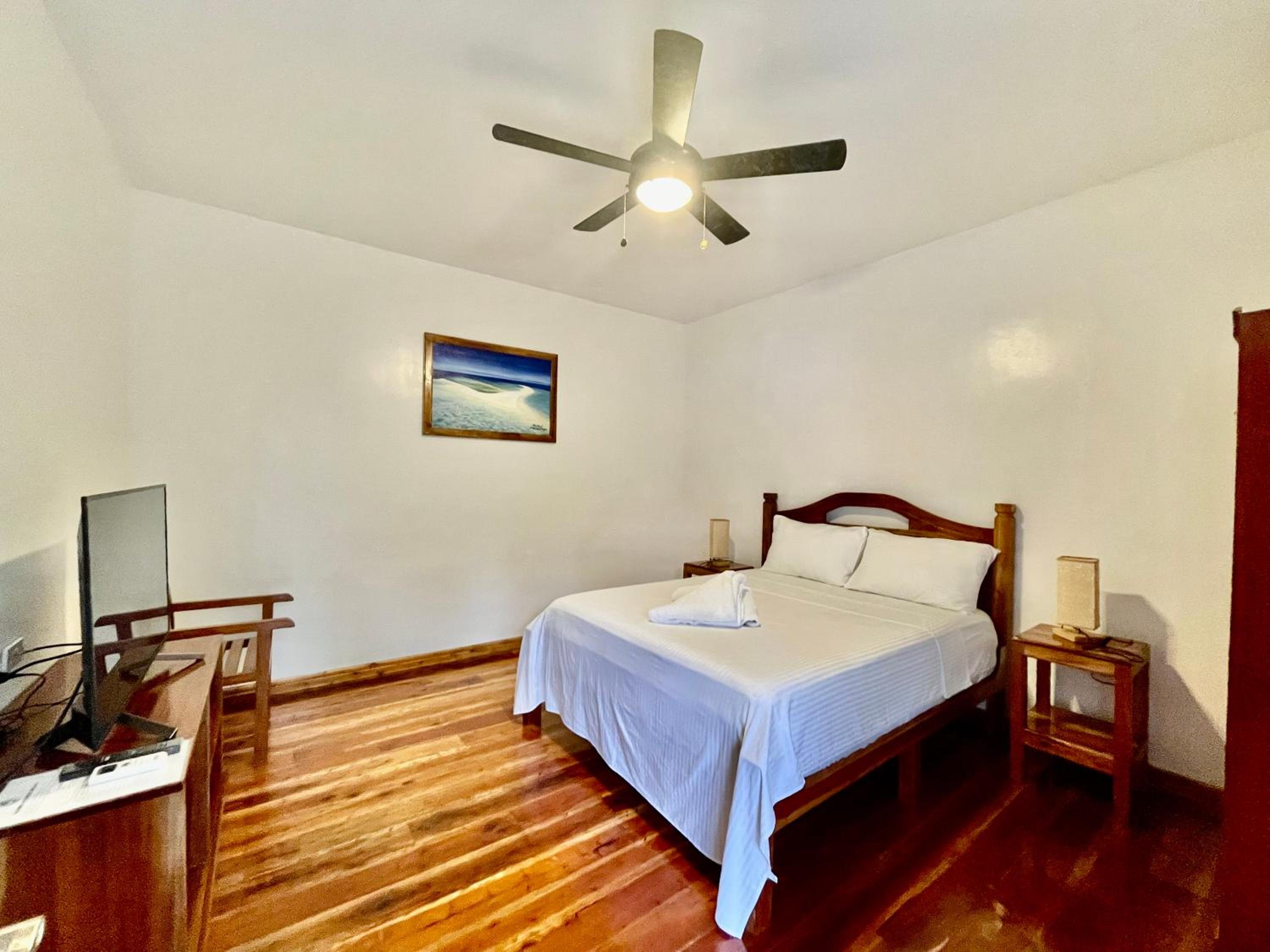 Double Room - Photo 1