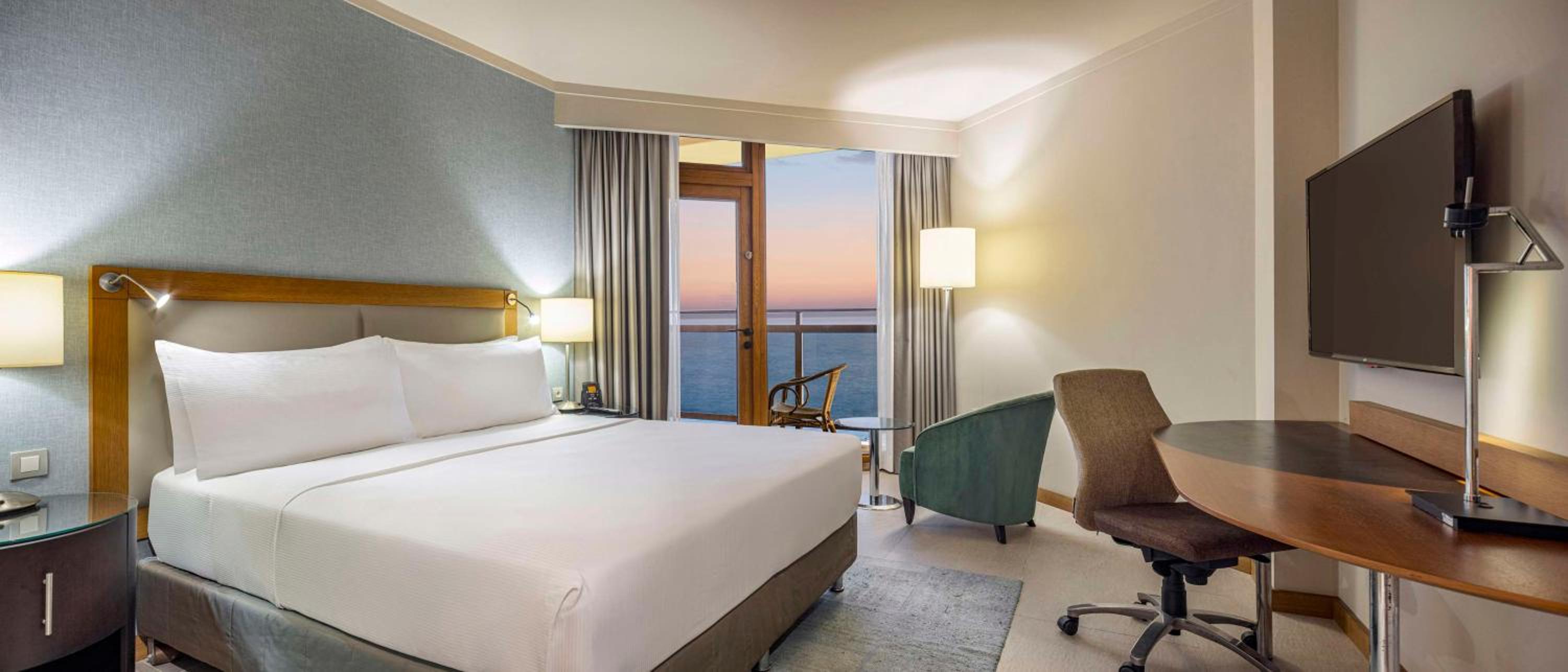 King Room with Sea View - Photo 7