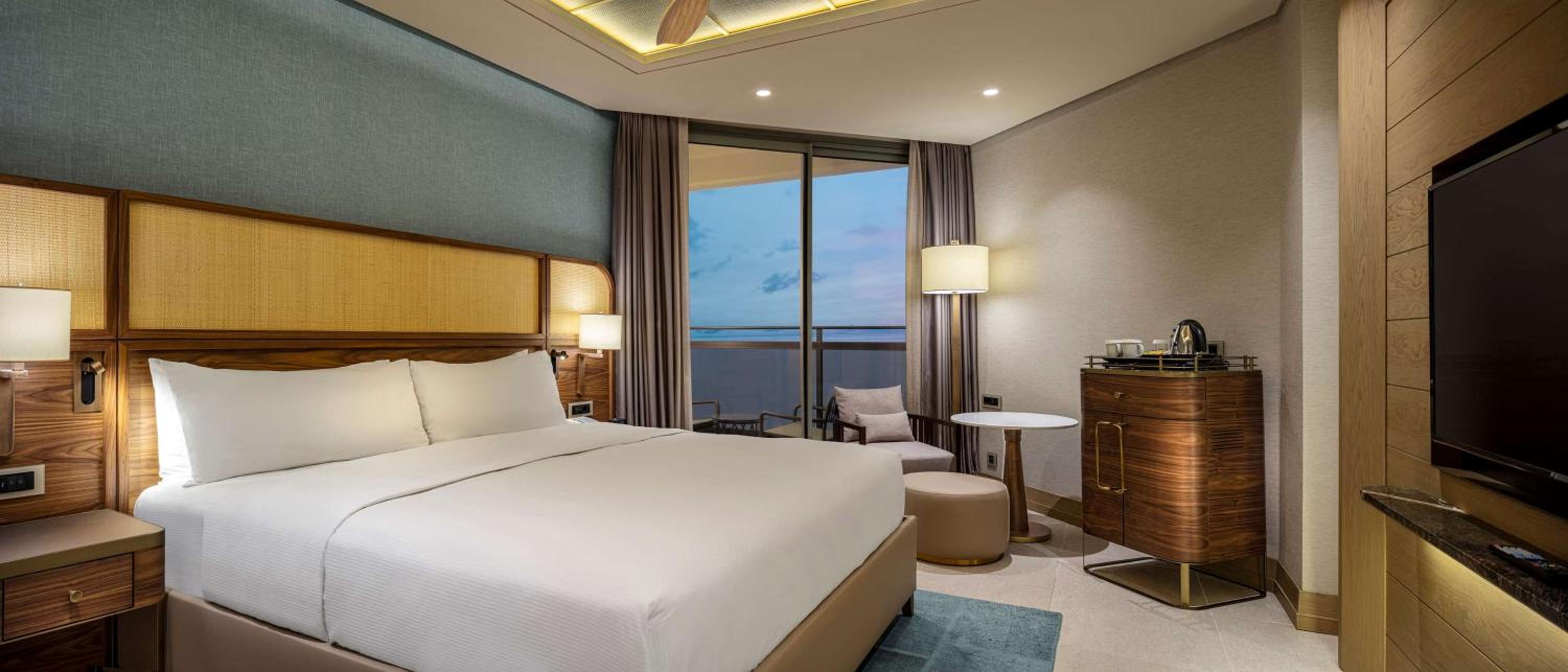 Executive King Room with Sea View