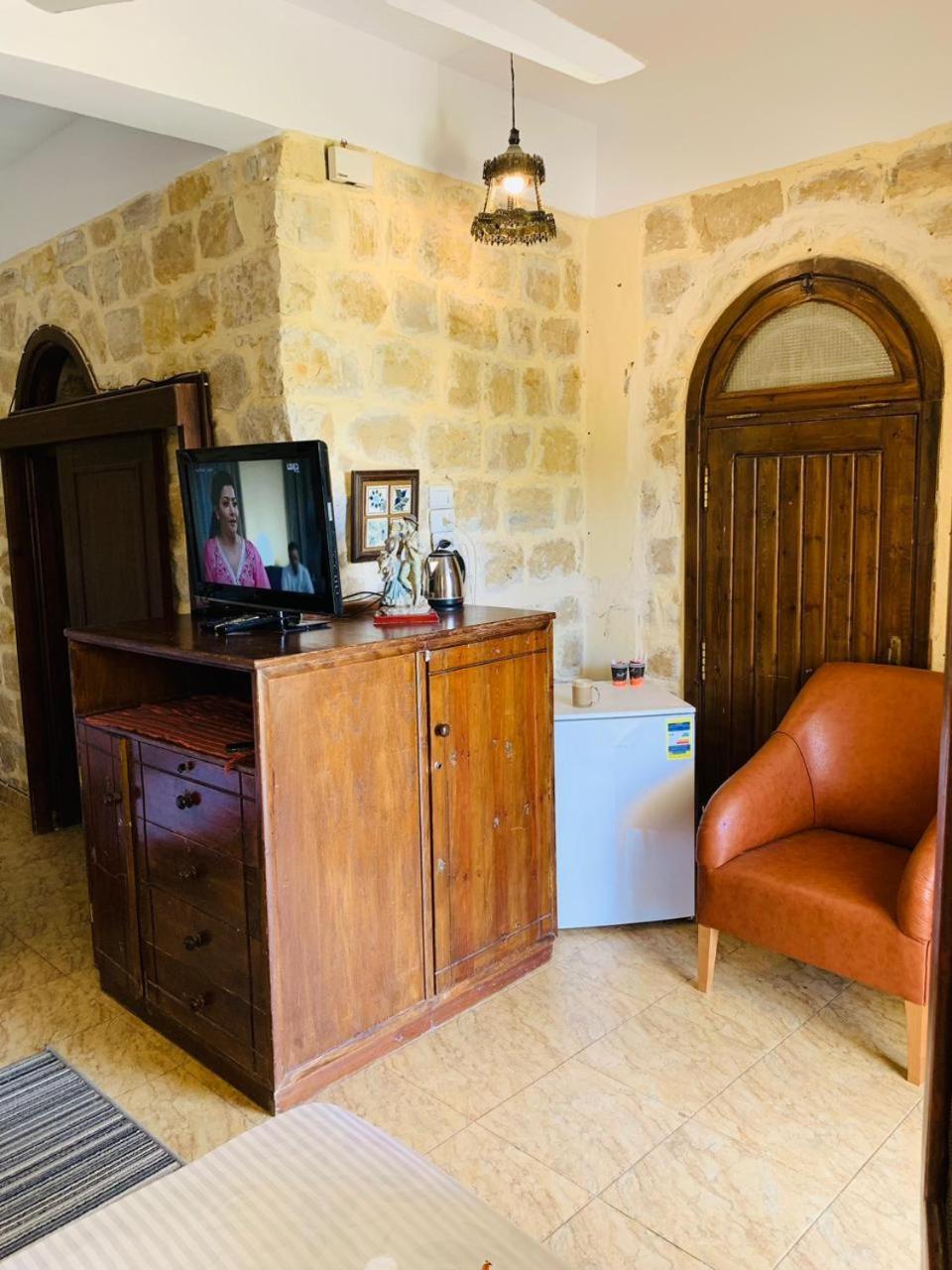 Triple Room with Garden View - Photo 2