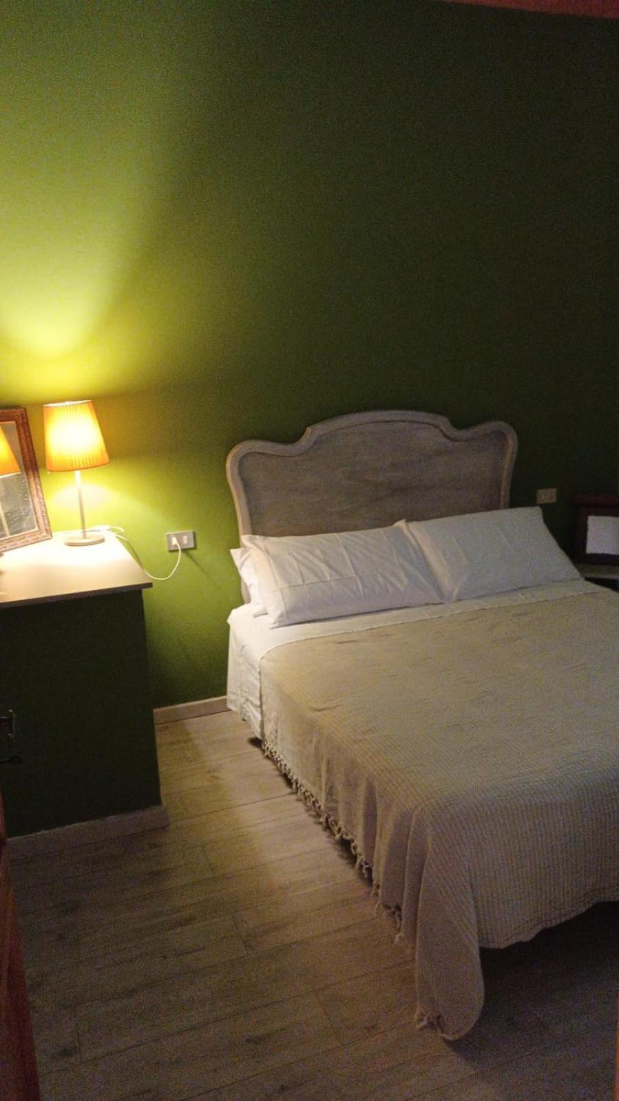 Double Room with Private Bathroom photo 1