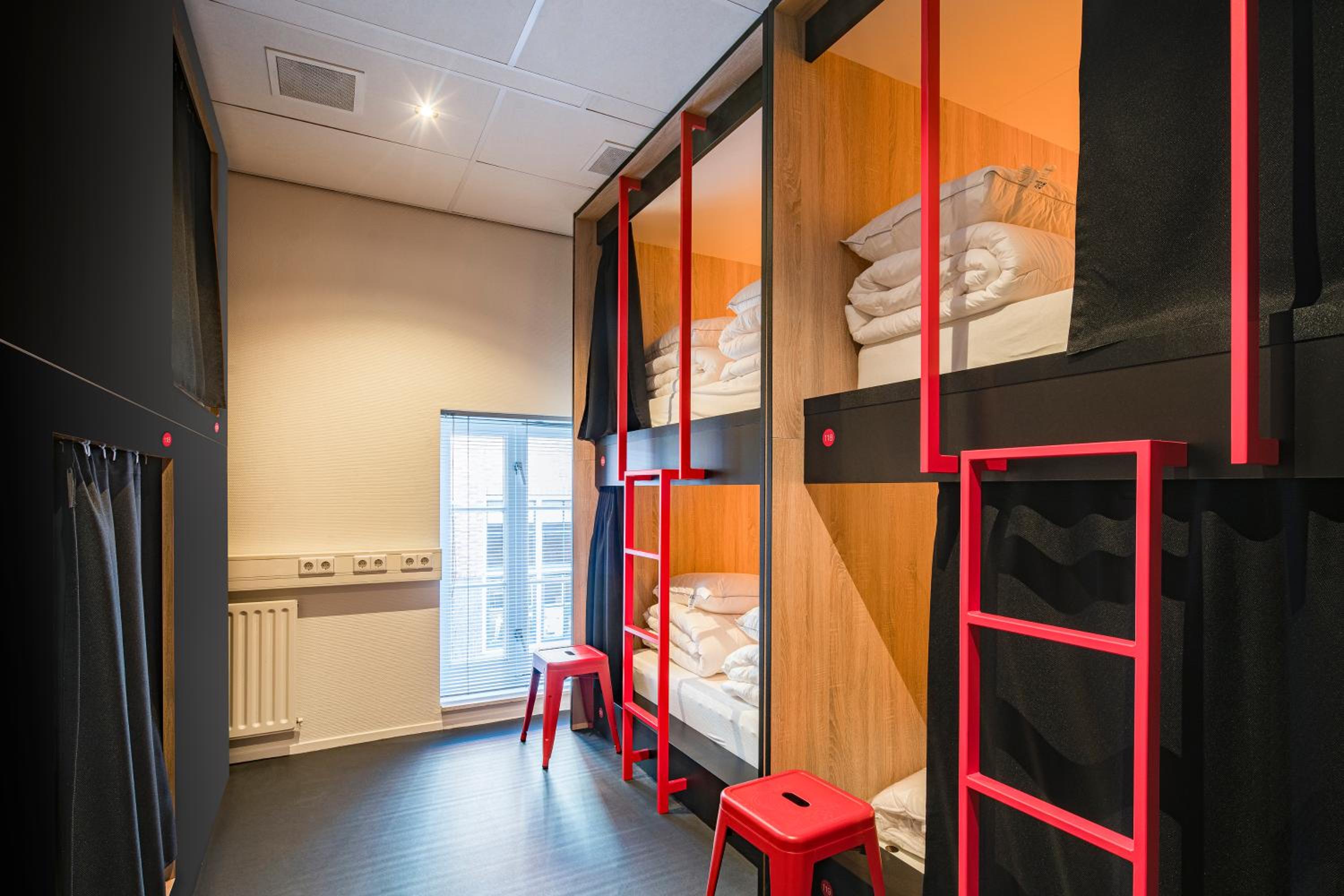 Single Bed in Dormitory Room photo 2