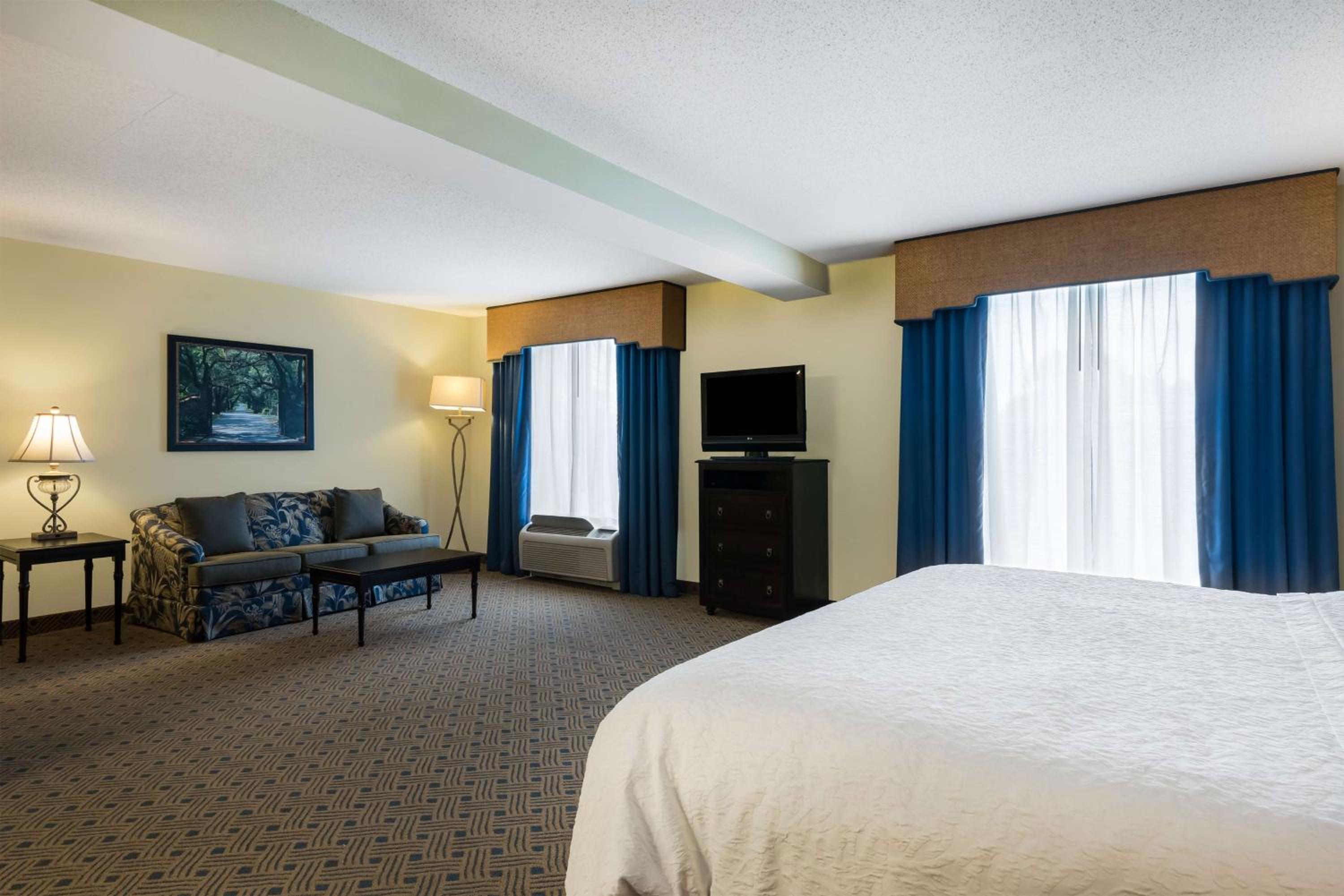 King Studio Suite - Non-Smoking - Photo 2